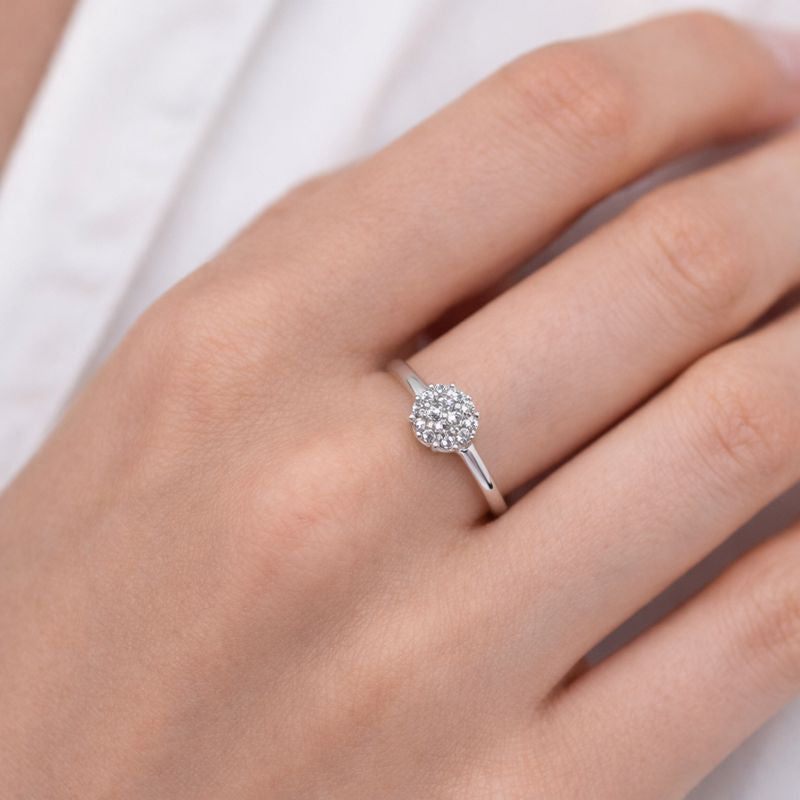 Elegant Sterling Silver Cluster Ring