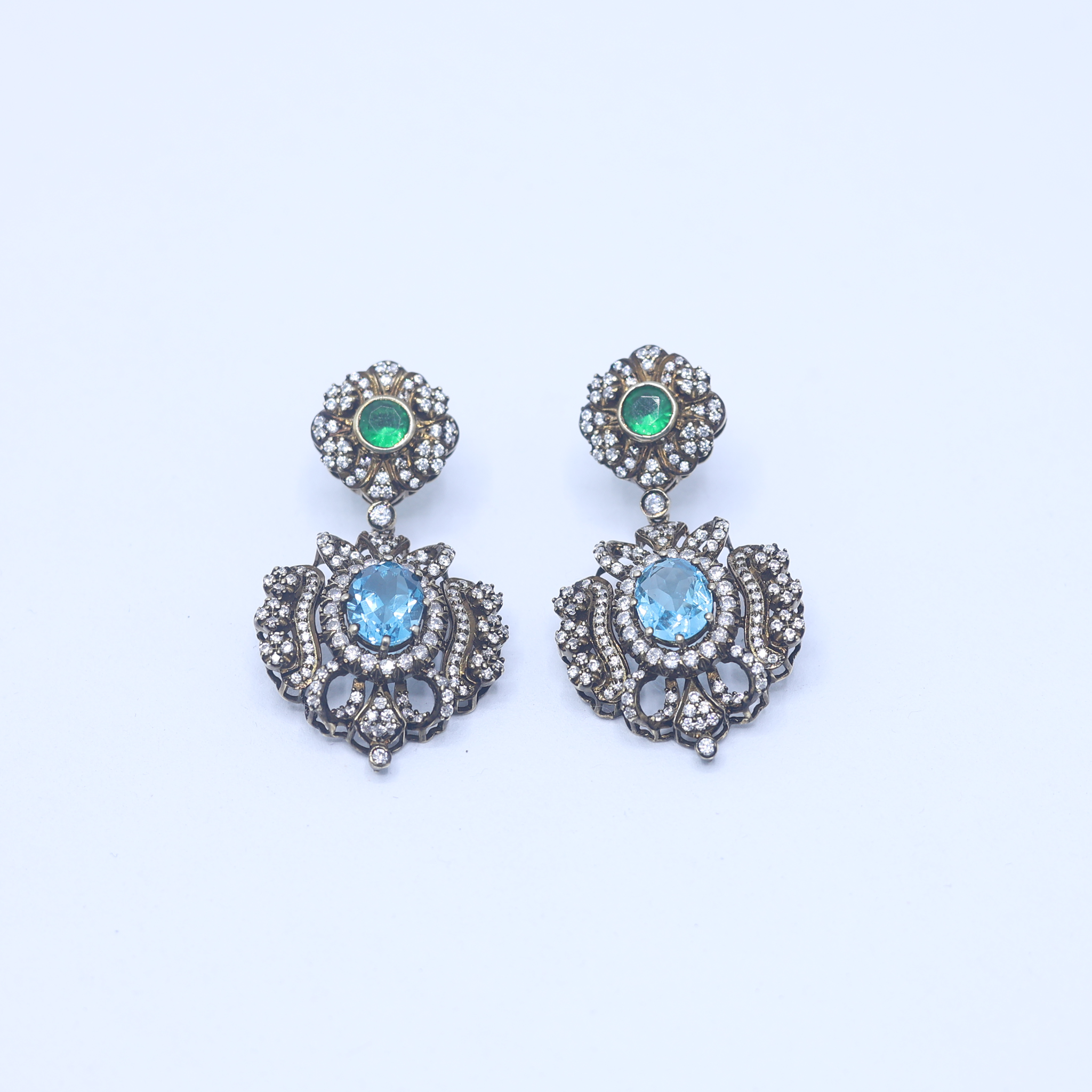 Queen Boudica Flame Dangle Earring