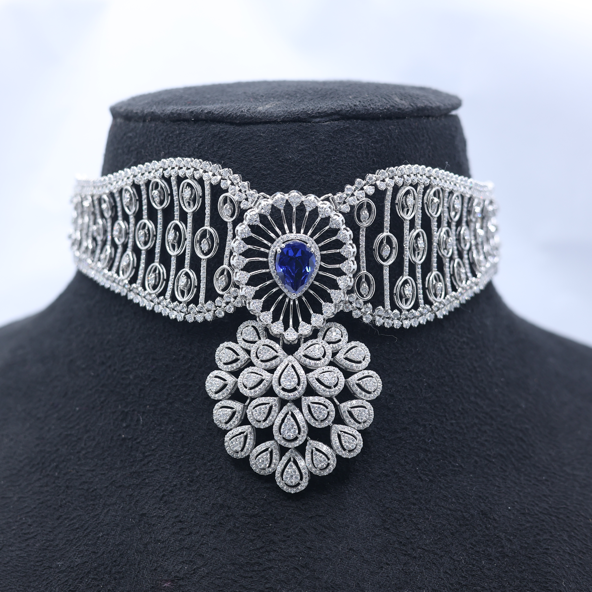 Glamorous Sapphire and Diamond Choker
