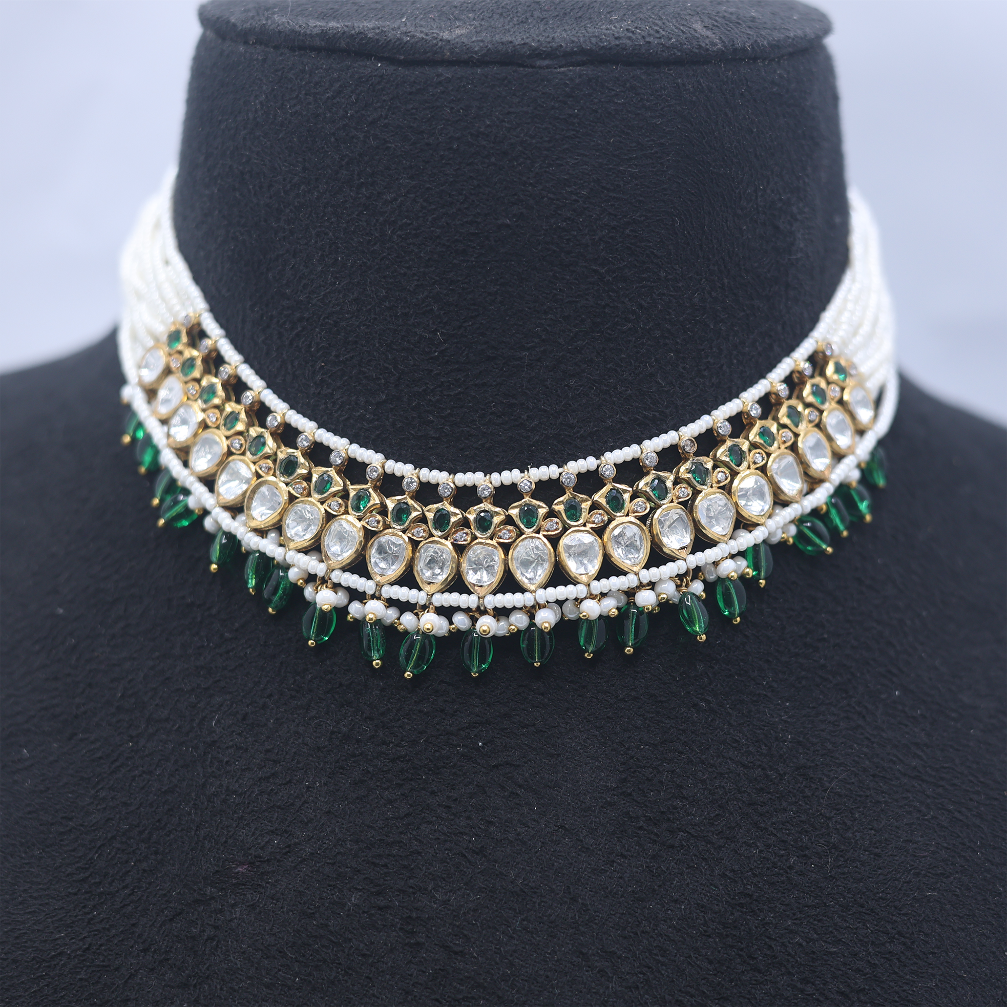Traditional Polki Emerald Choker Necklace