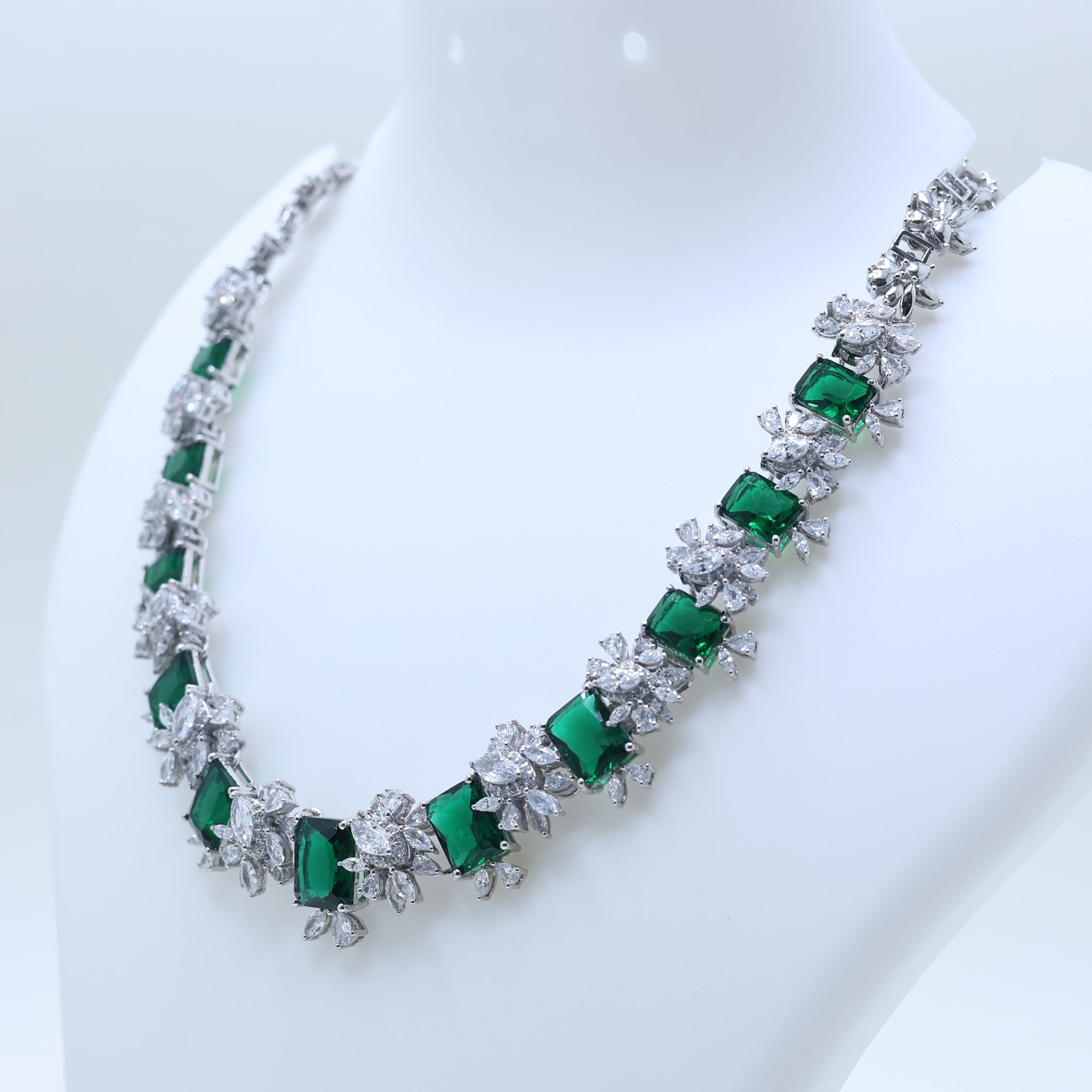Emerald Statement Necklace with Diamonds