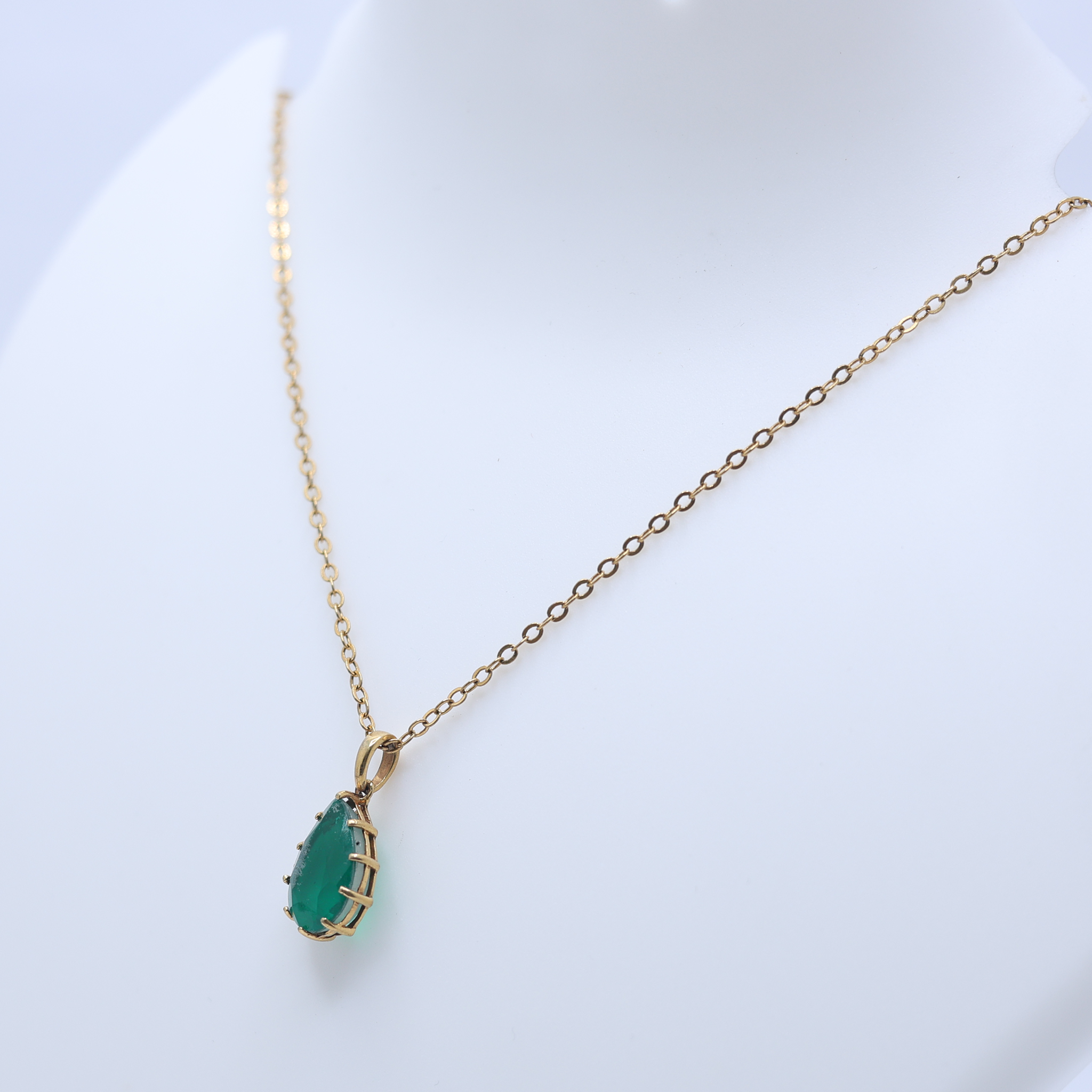 Minimal Pear Emerald Pendant