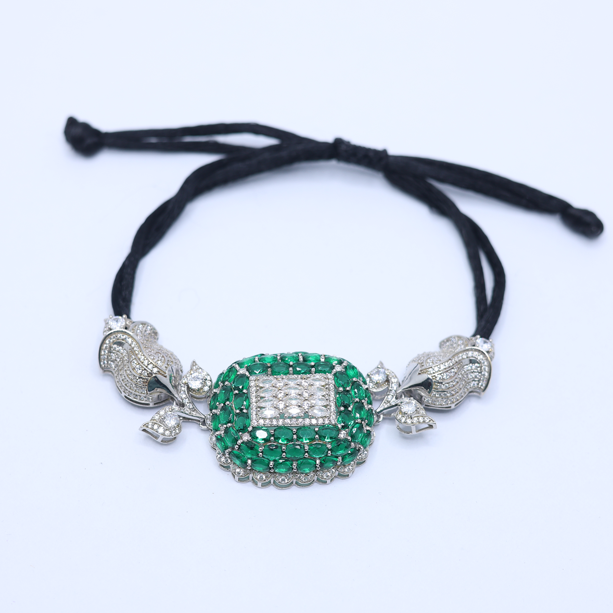 Royal Emerald Halo Diamond Bracelet