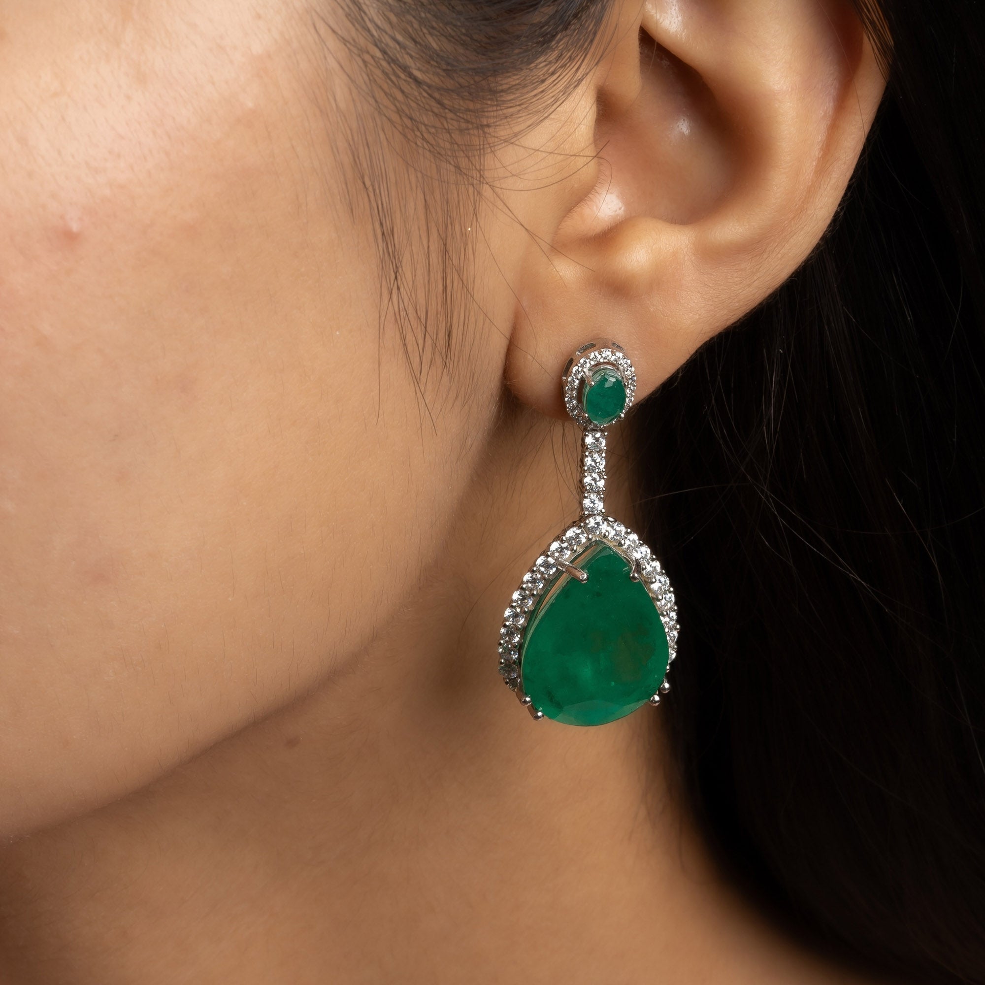 Teardrop Emerald Earring