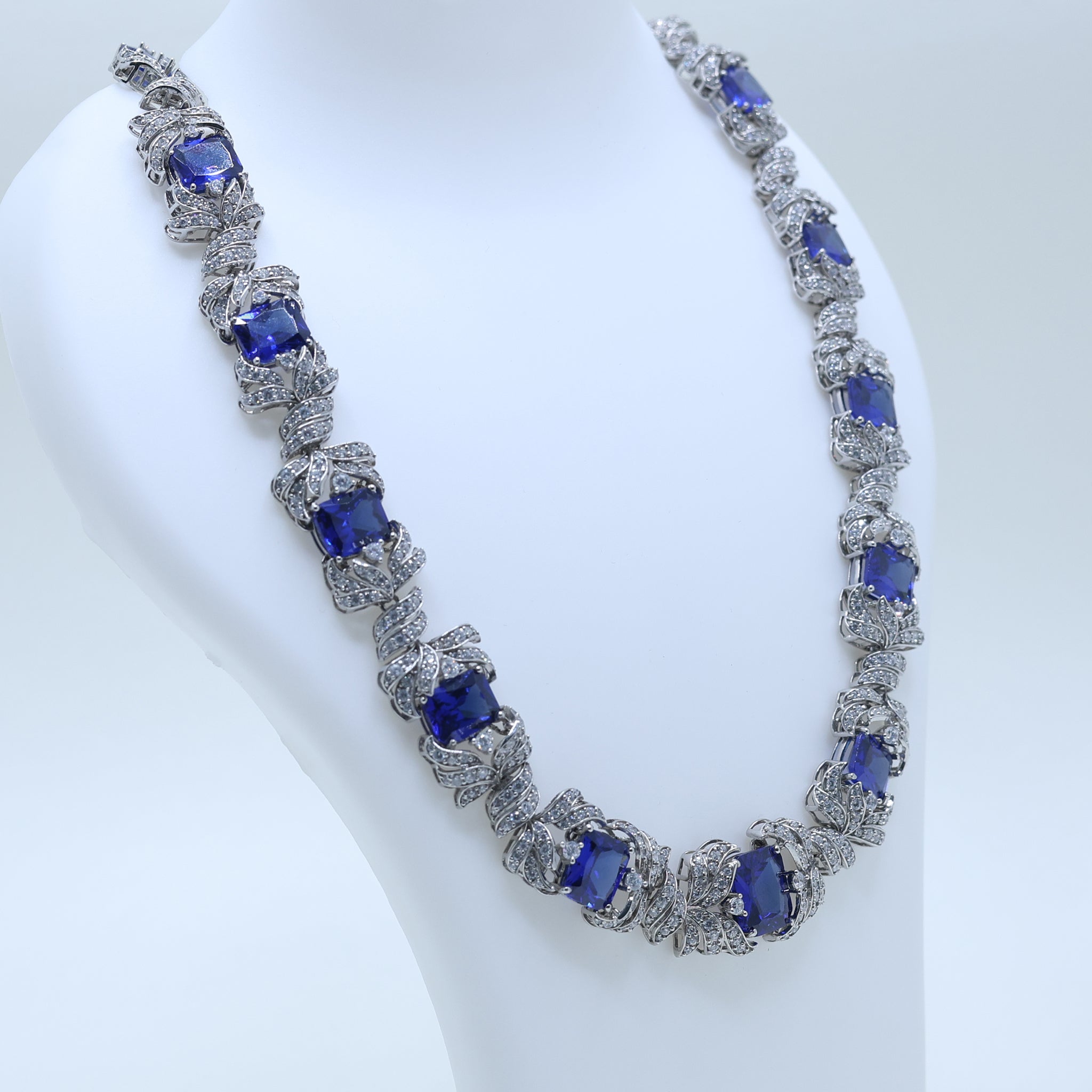 Elegant Blue Sapphire and Diamond Necklace
