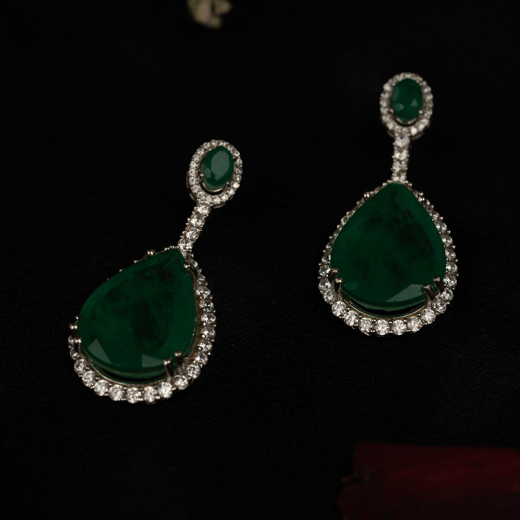 Teardrop Emerald Earring