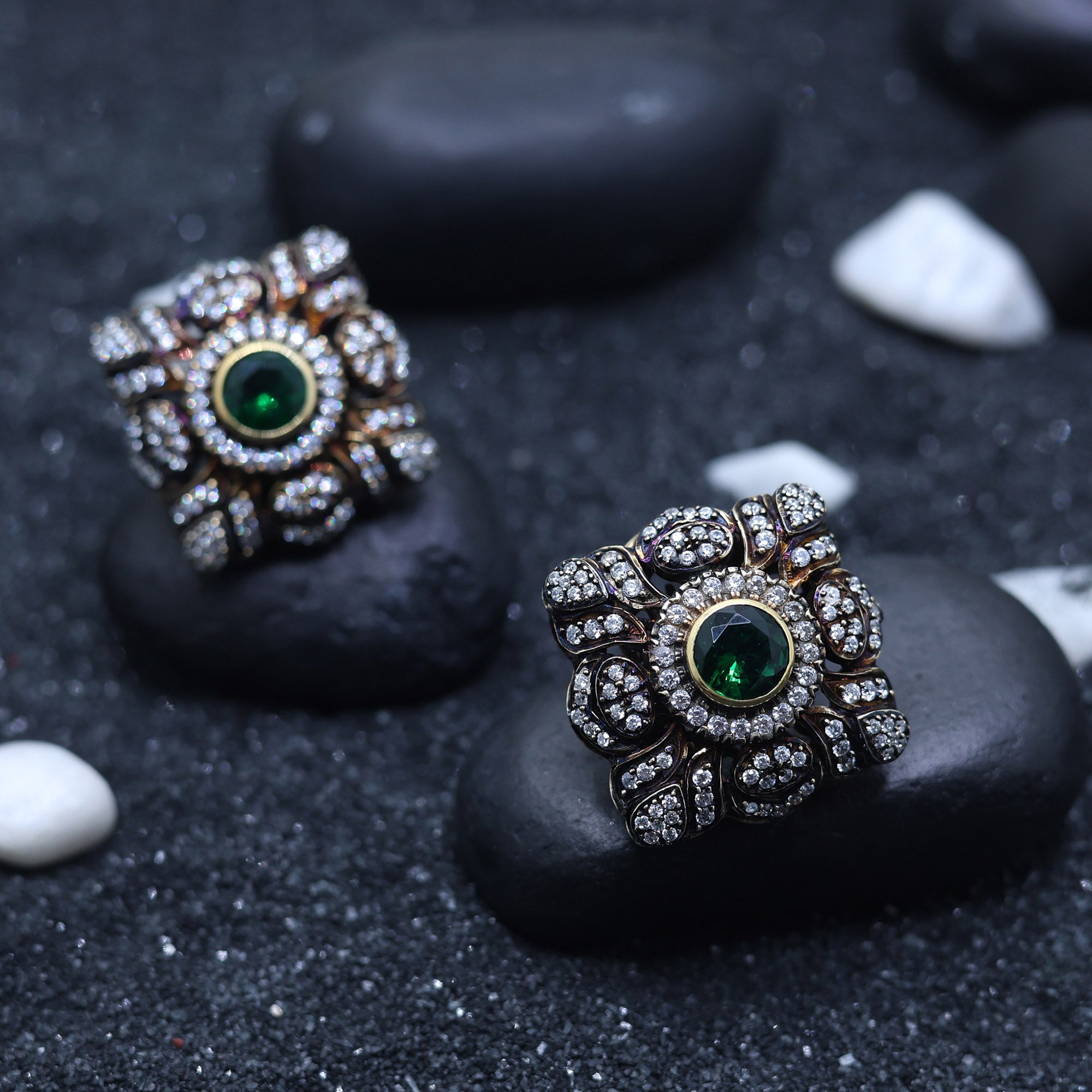 Rani Damayanti Classic Studs Earring