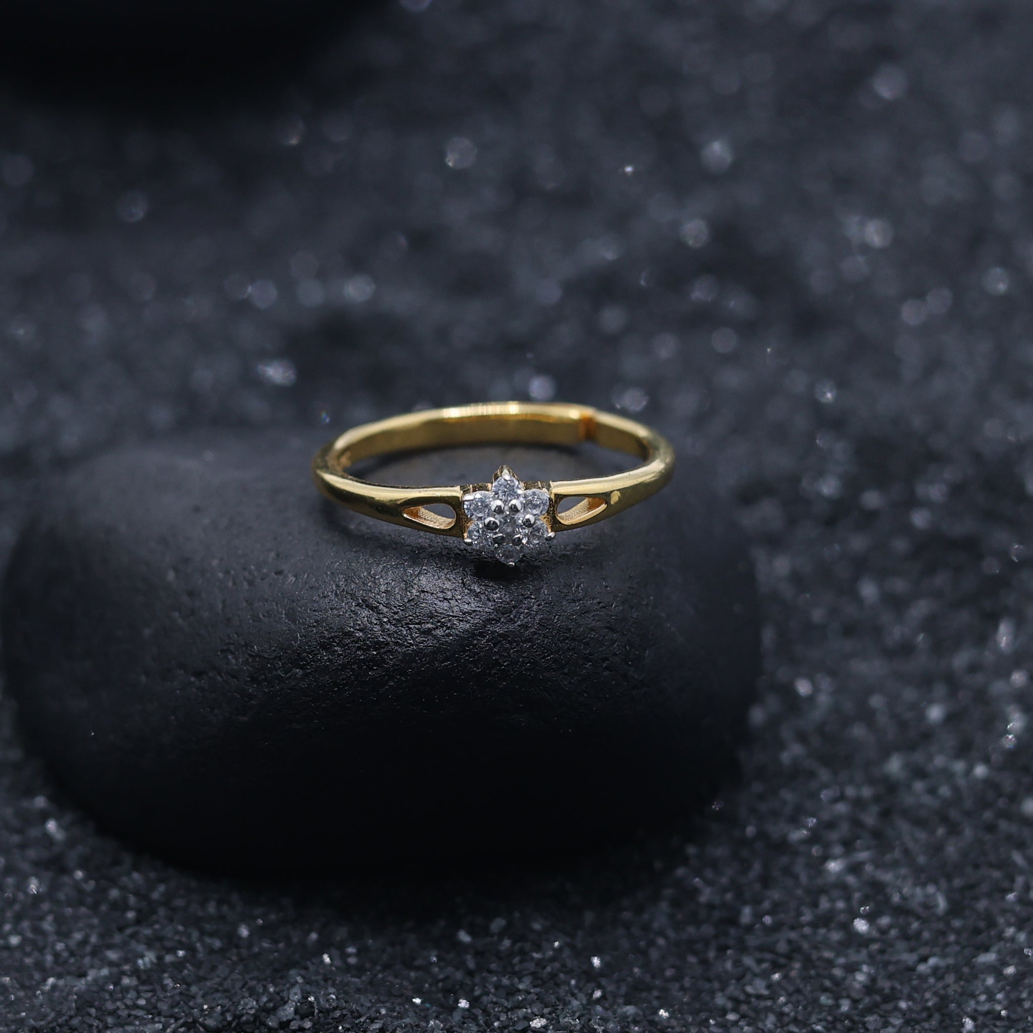 Silver Yellow Gold Adjustable Subtle Curved Diamond Centerpiece Ring for Women