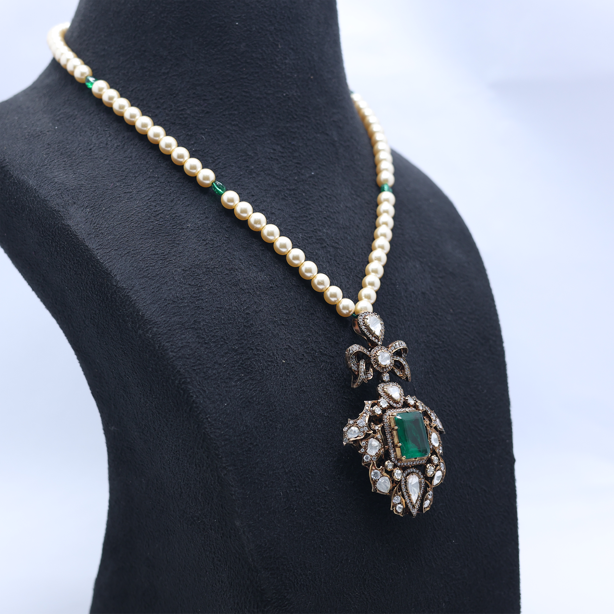 Royal Radiant Emerald Polki Necklace