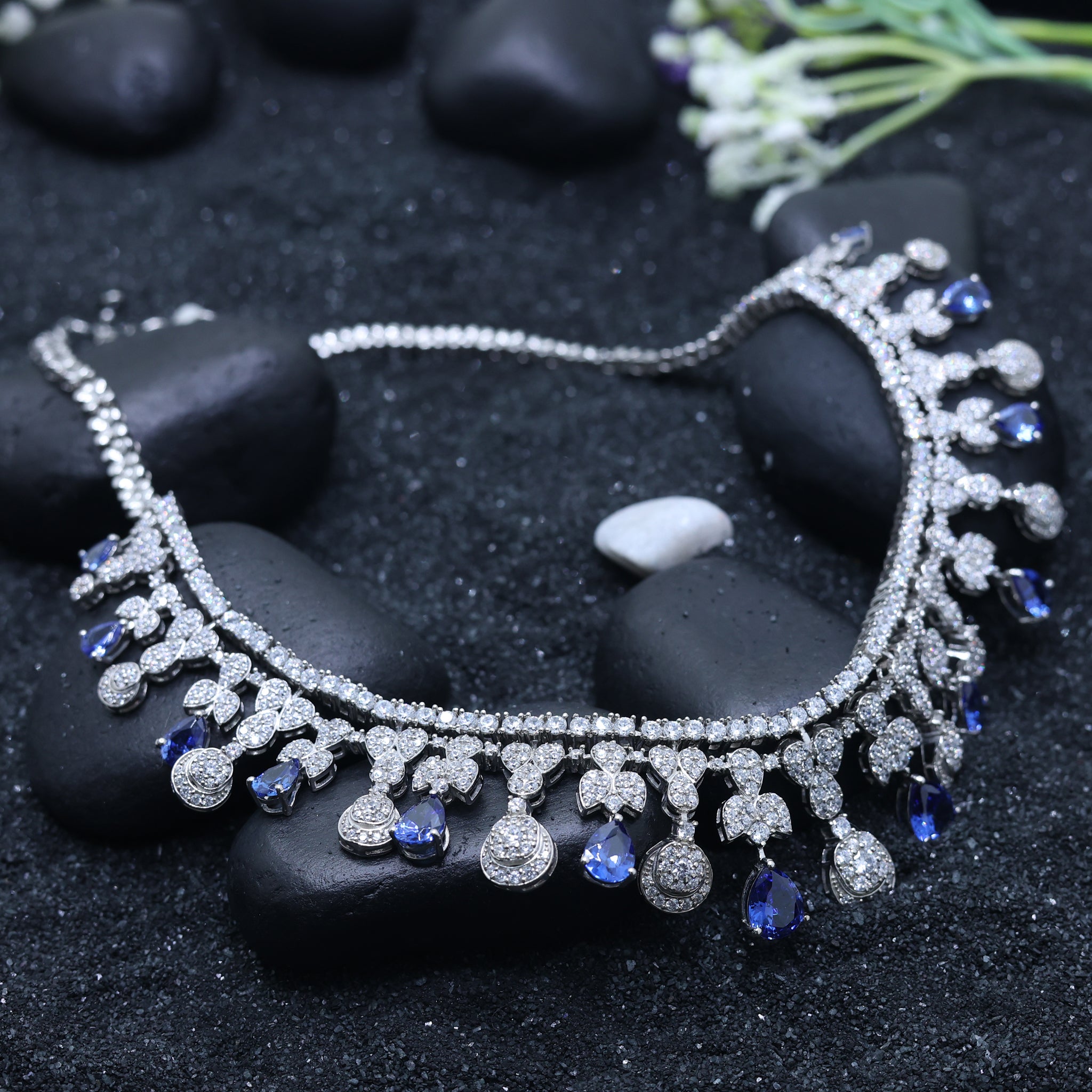 Queen Style Bridal Sapphire Necklace