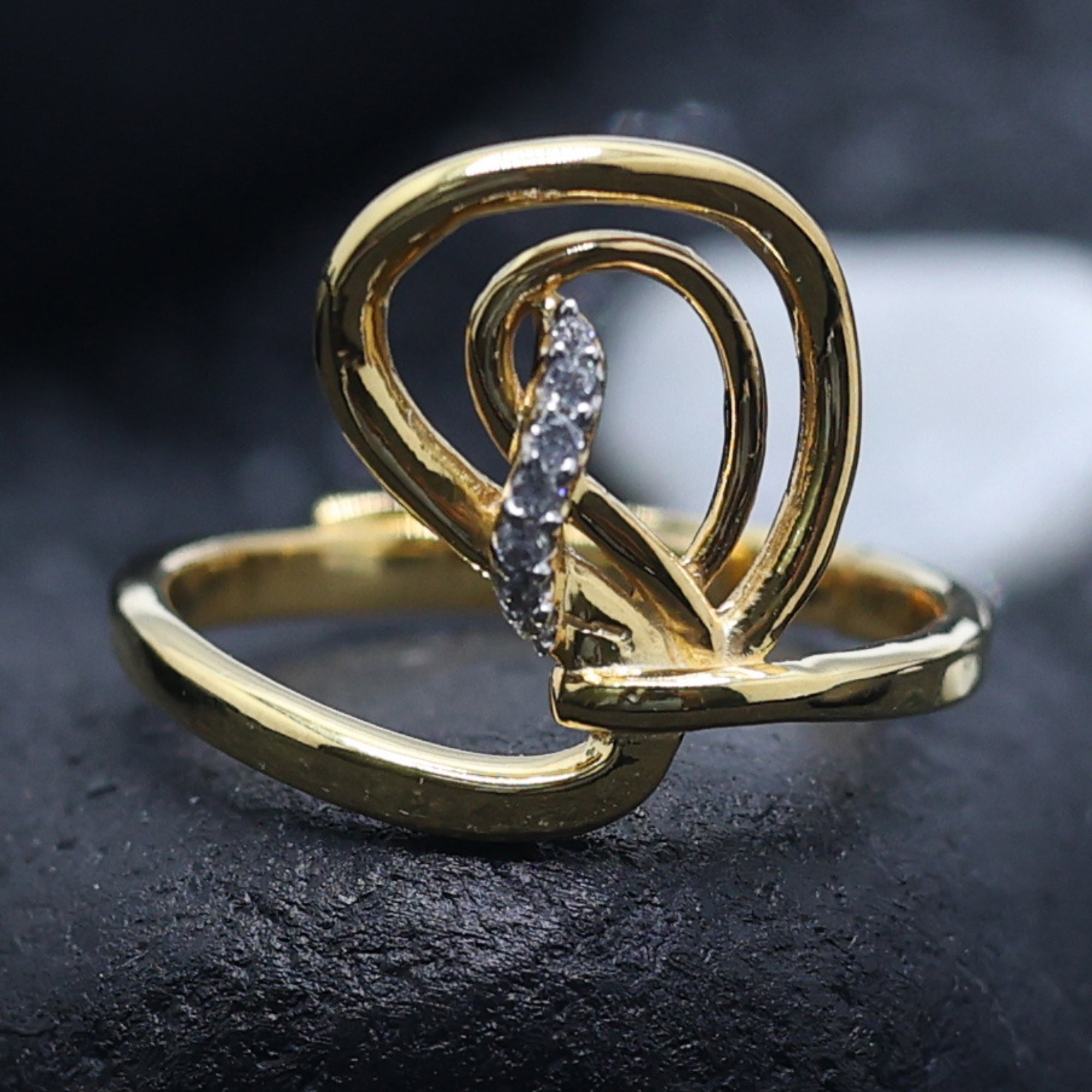 Stylish Swirl Diamond Ring