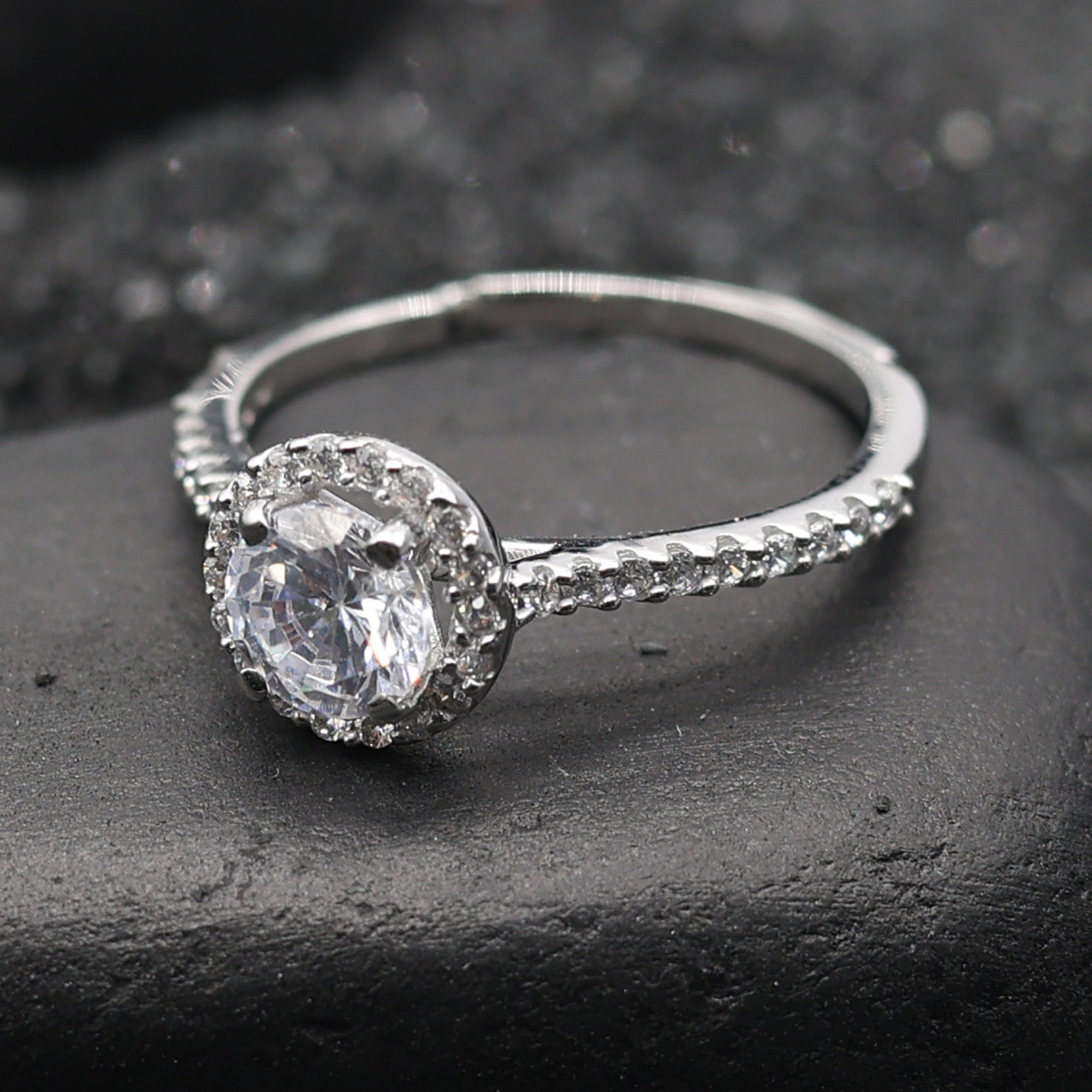 Round Halo Solitaire Ring