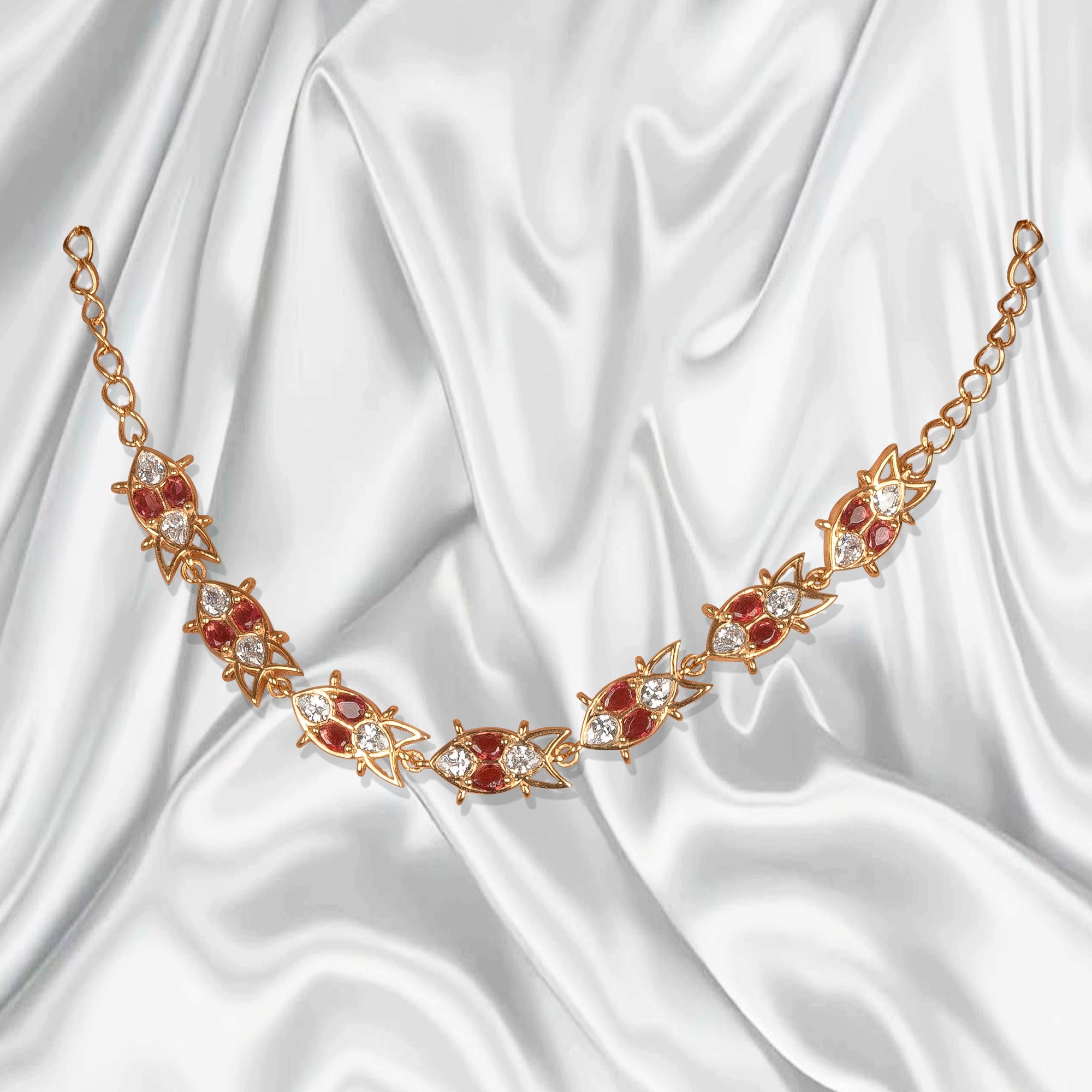 Elegant Fish Design Necklace