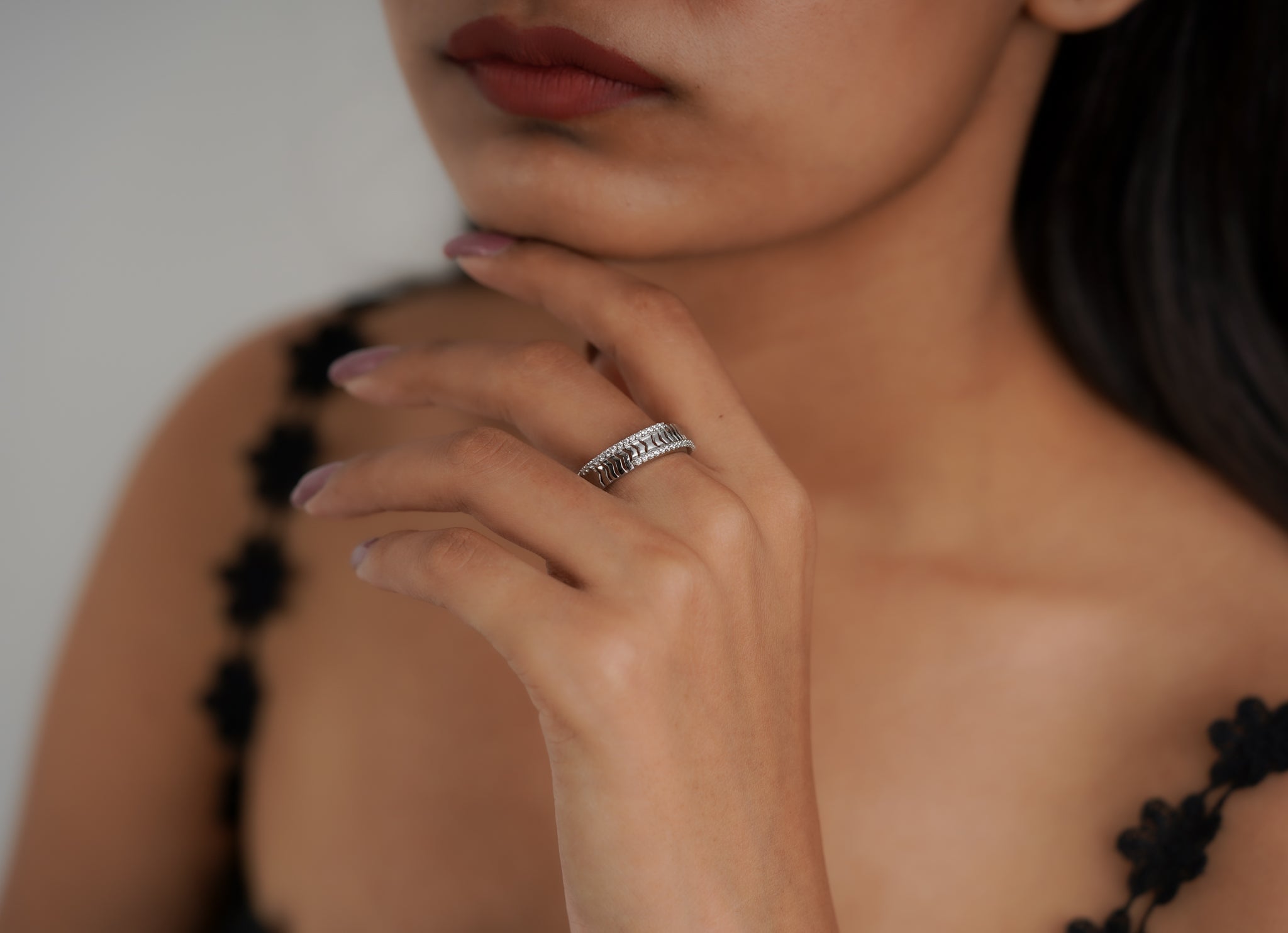 Chevron Cut White Gold Adjustable Silver Diamond Edge Band For Couple