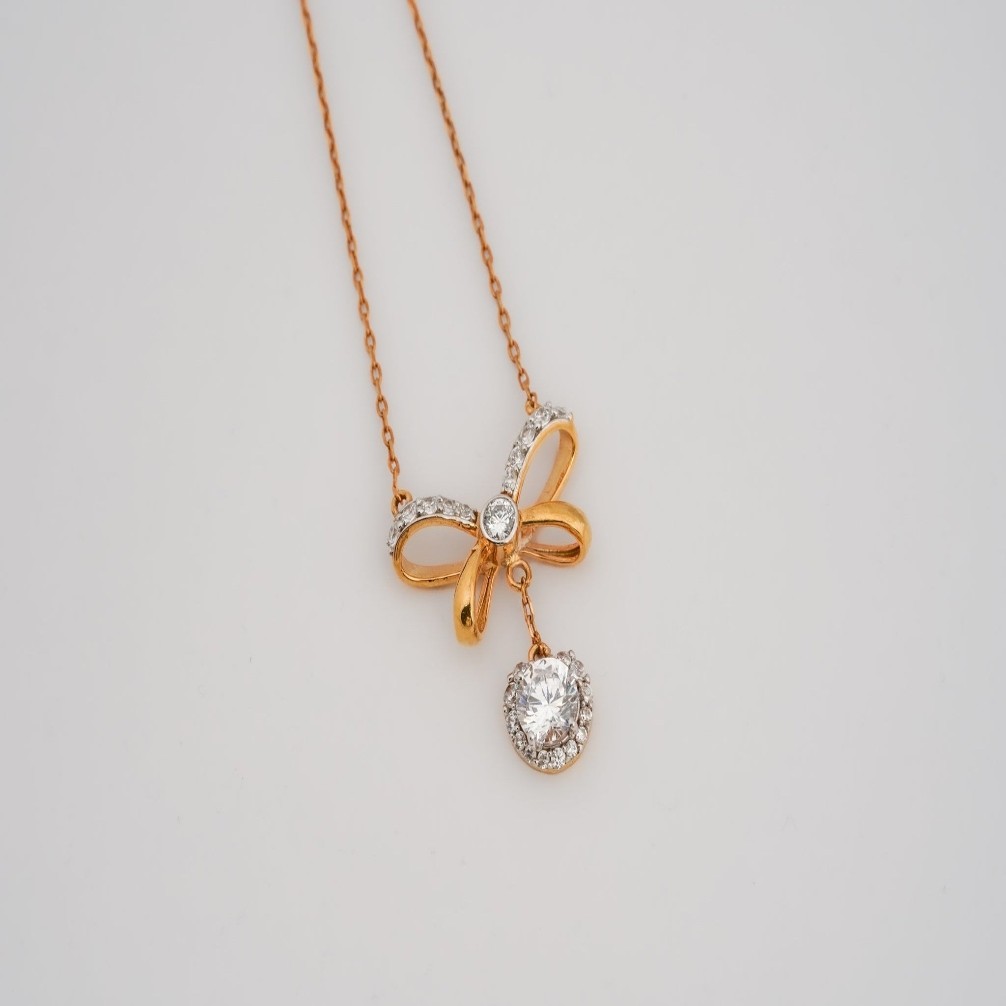 Chic Bow Charm Pedant