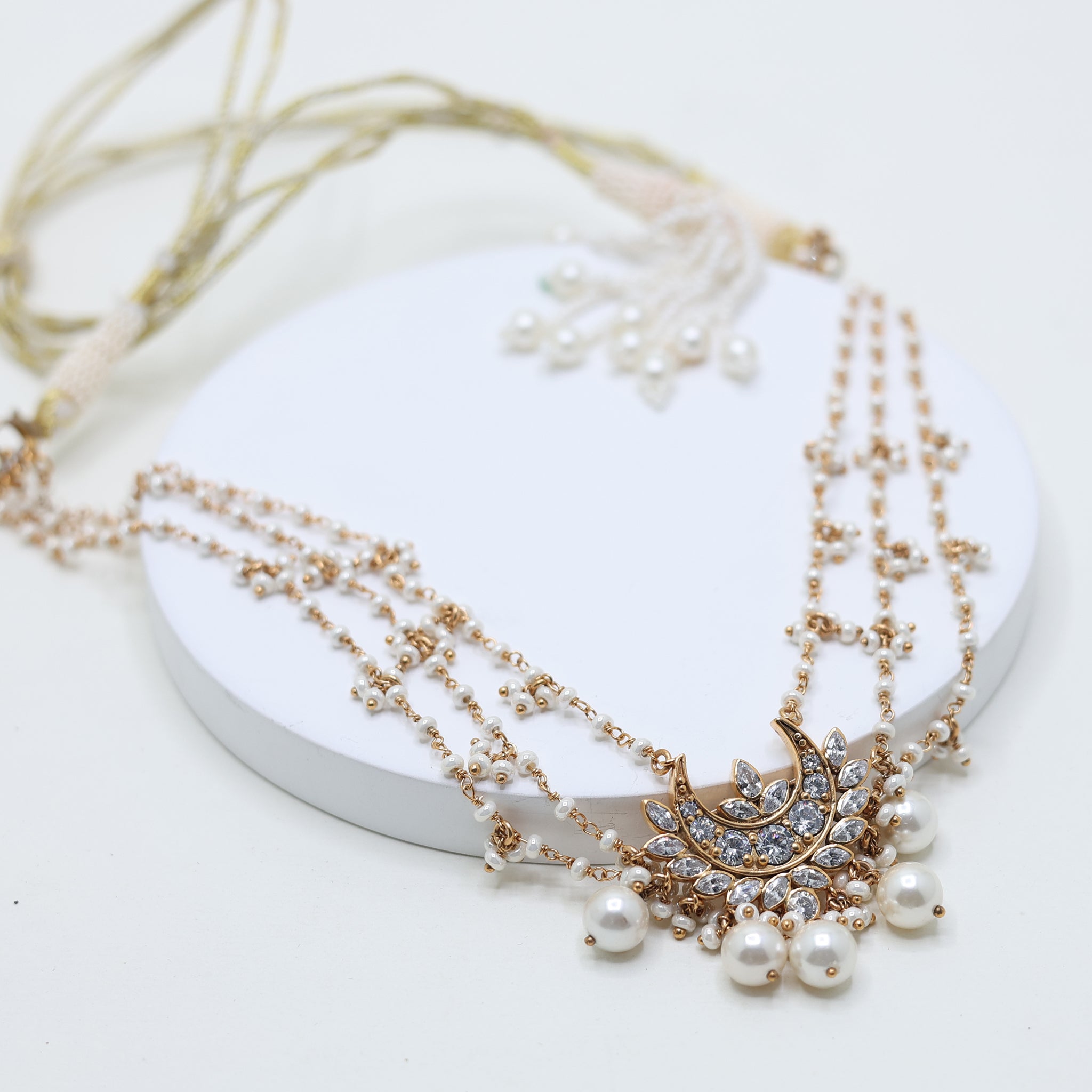 Elegant Pearl and Teardrop Necklace for women