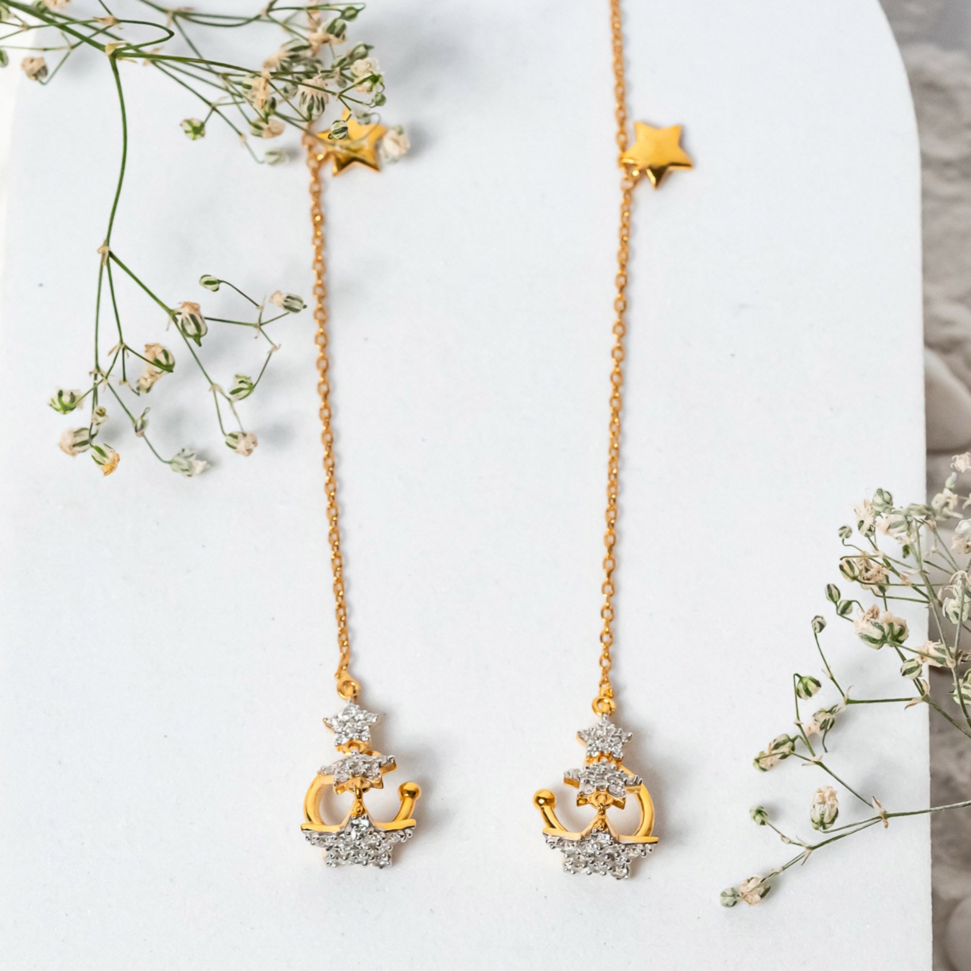 Sui Dhaga Star Ear Cuff Earrings