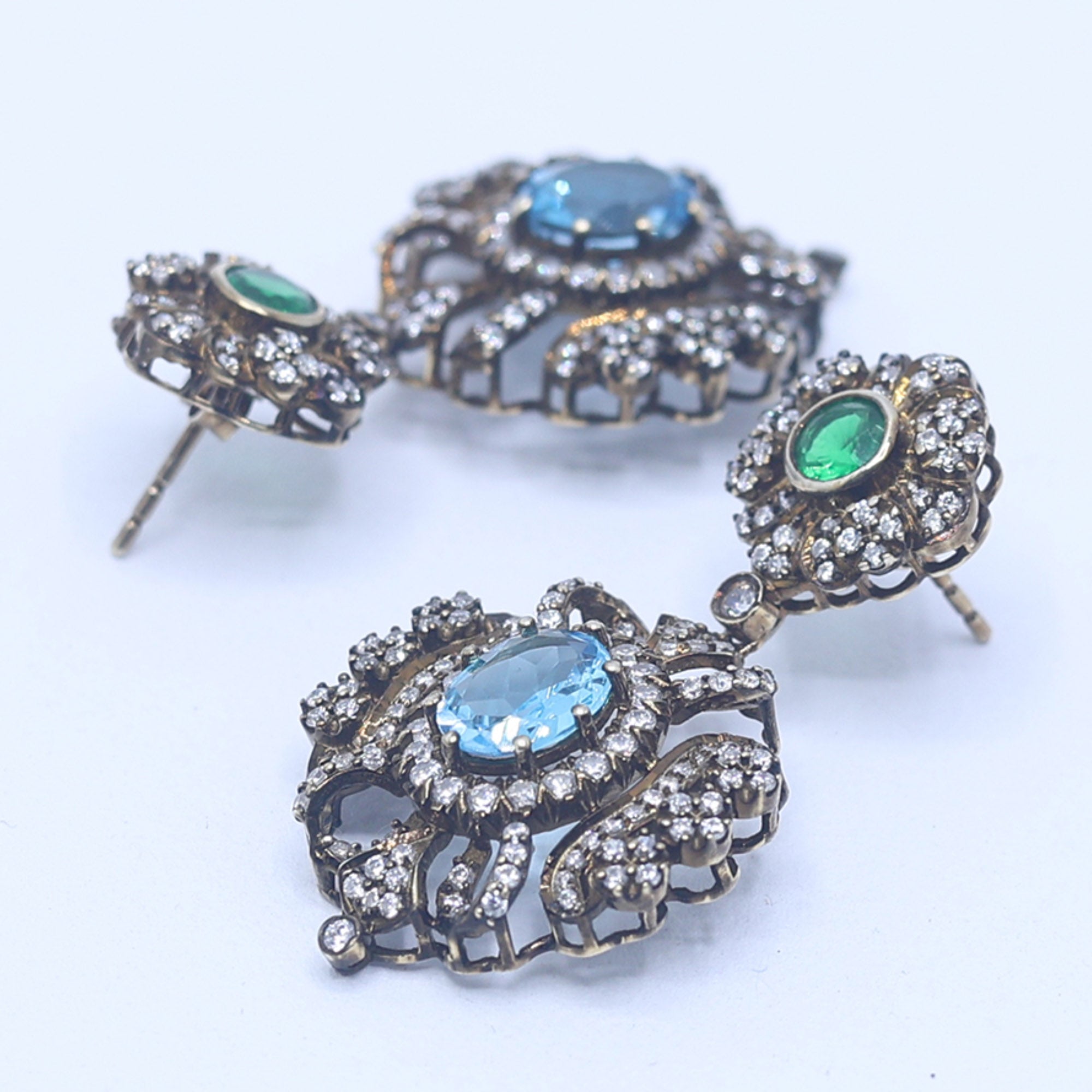 Queen Boudica Flame Dangle Earring