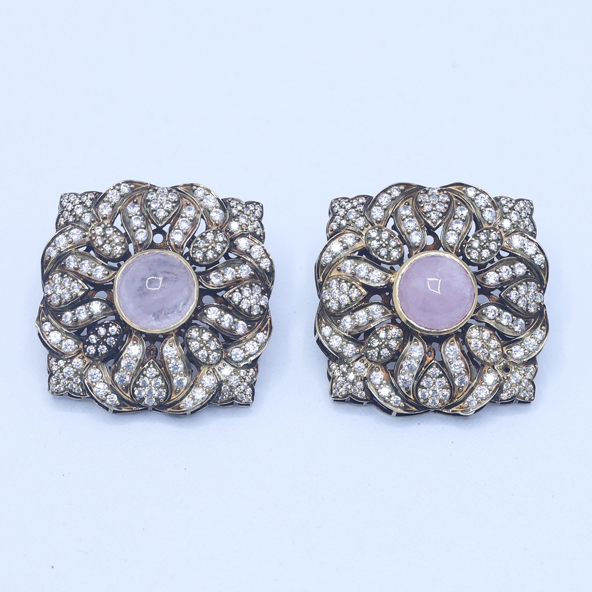 Maharani Devyani Antique Stud