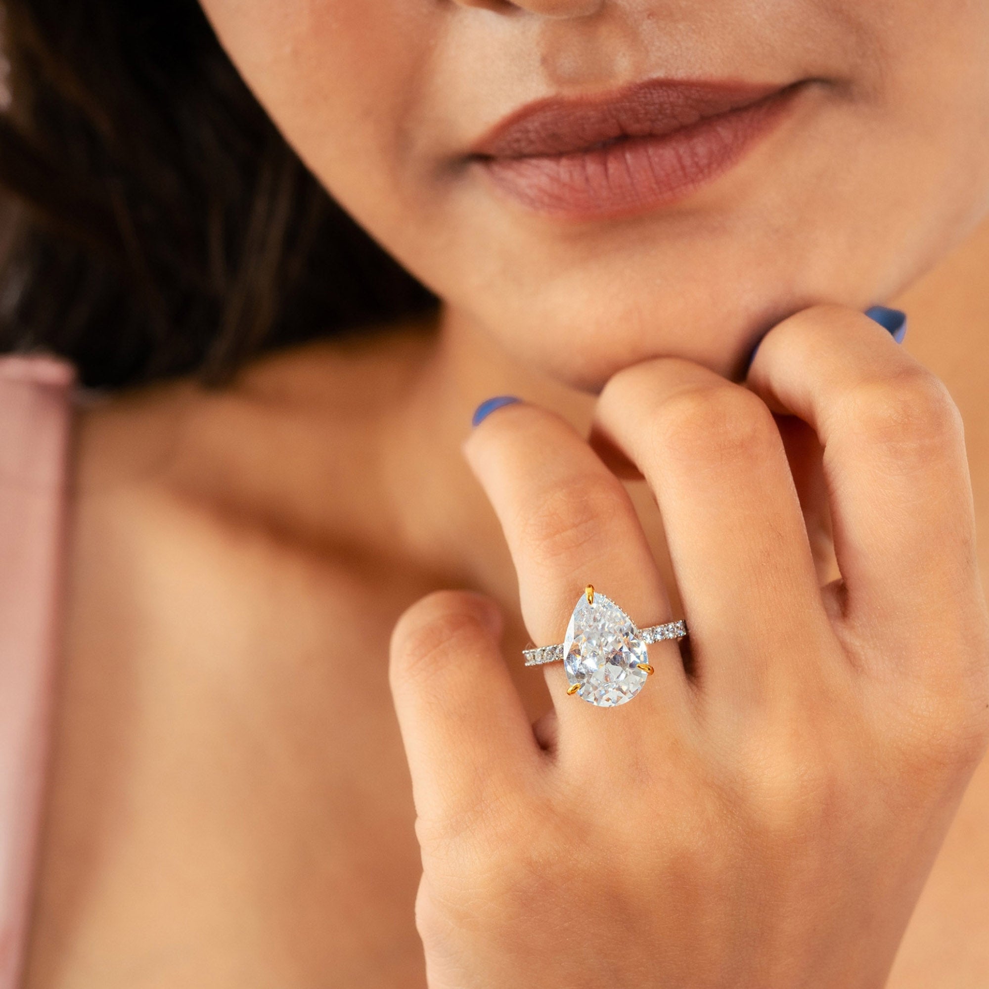 Elegant Pear Halo Duo Ring Set