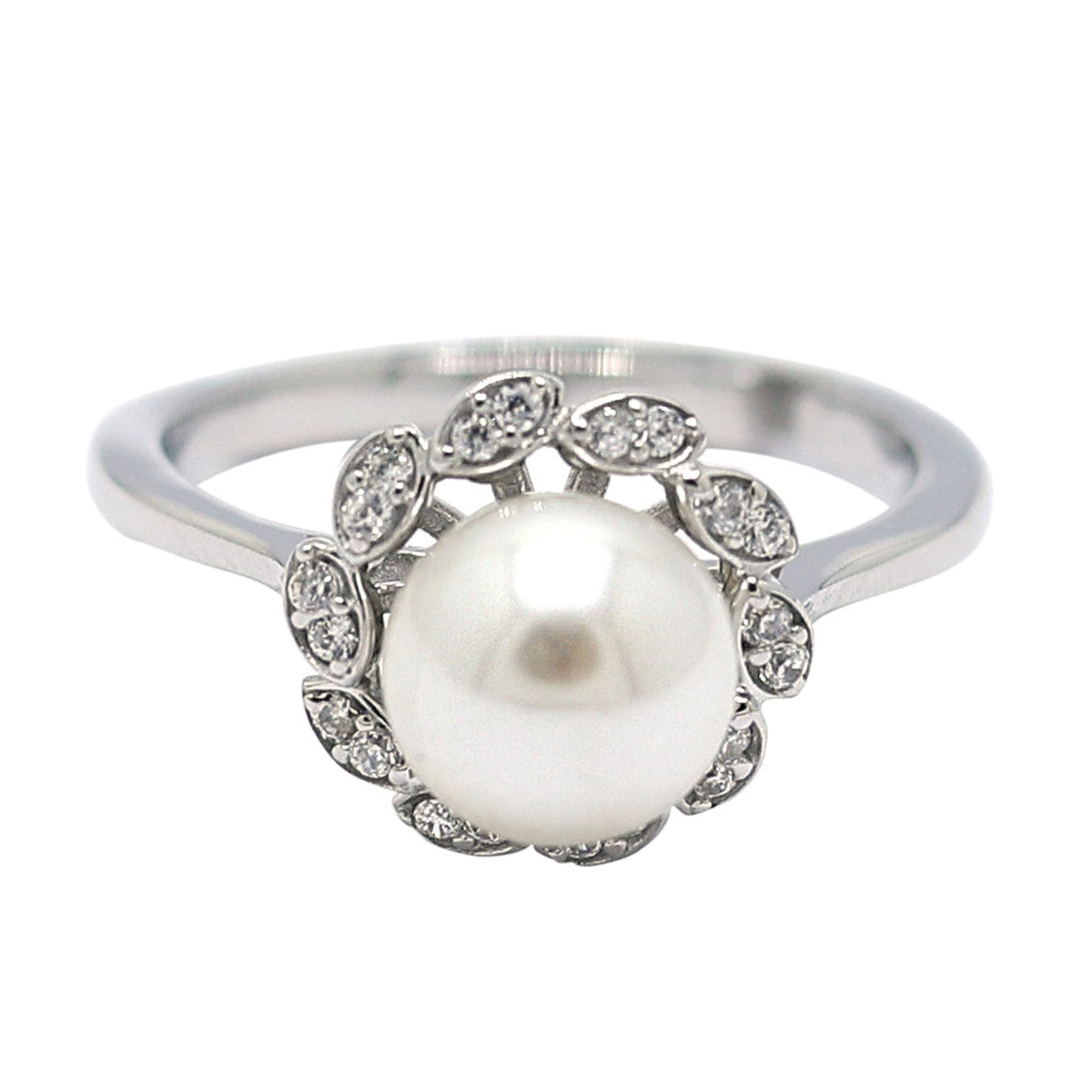 Elegant Pearl Petal Halo Ring