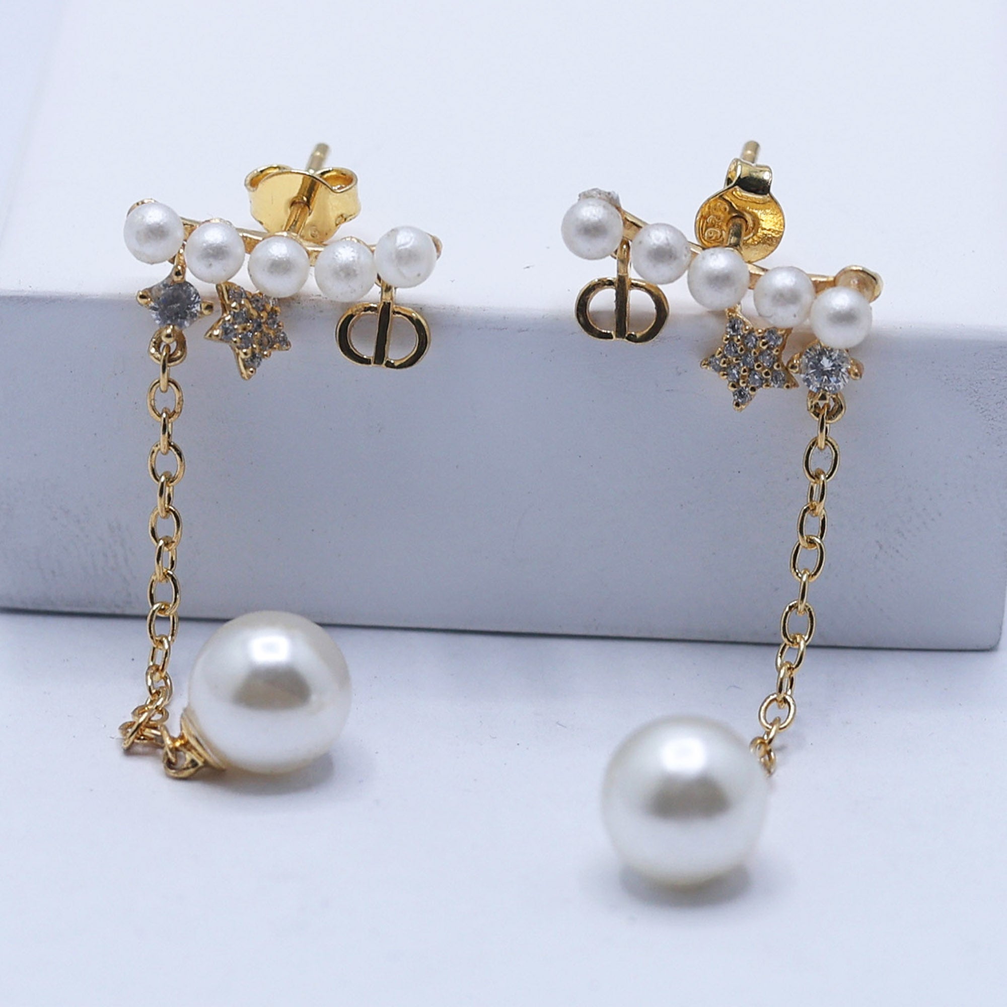 Star Charm Pearl Drop Earrings