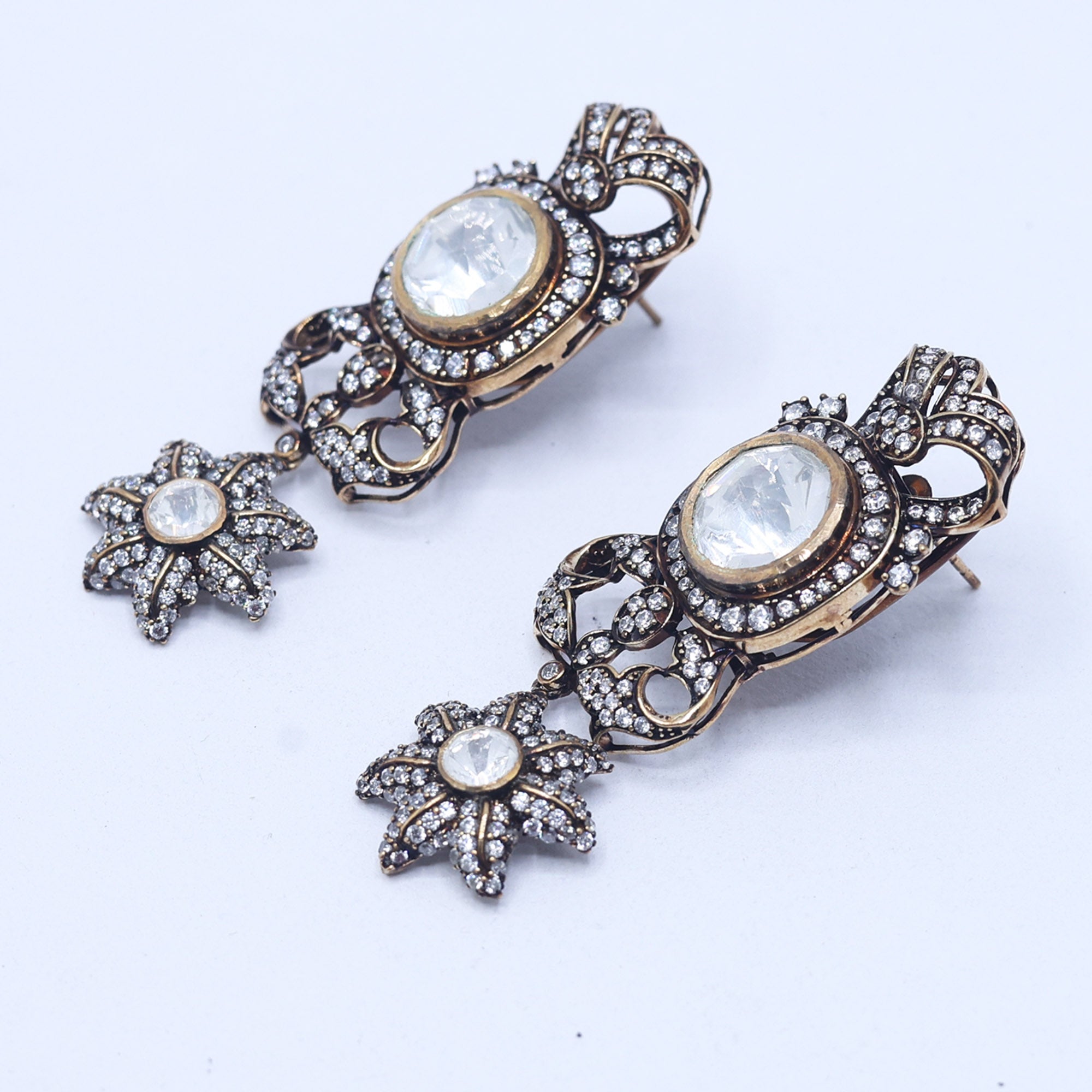 Queen Anarkali Floral Dangler