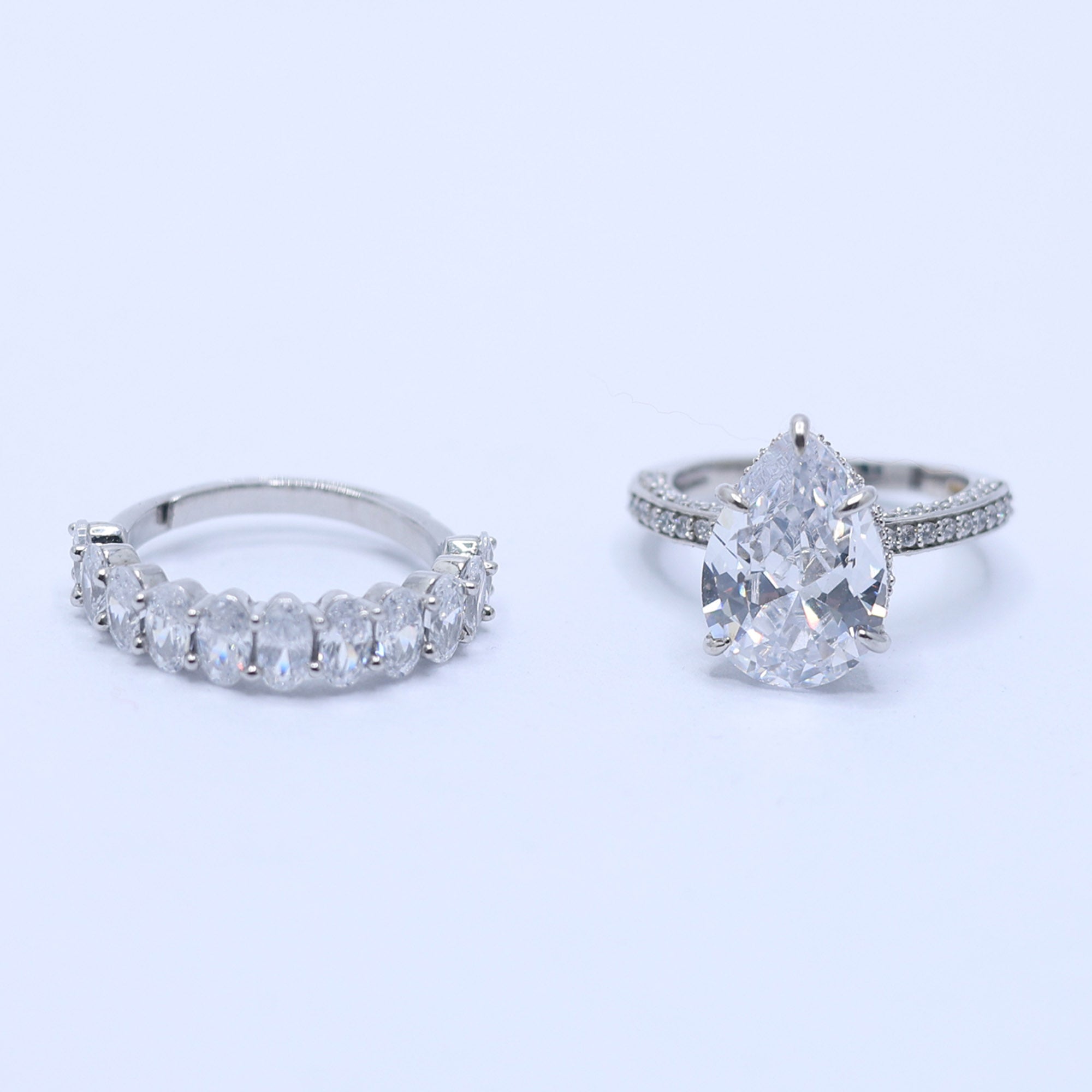 Elegant Pear Halo Duo Ring Set