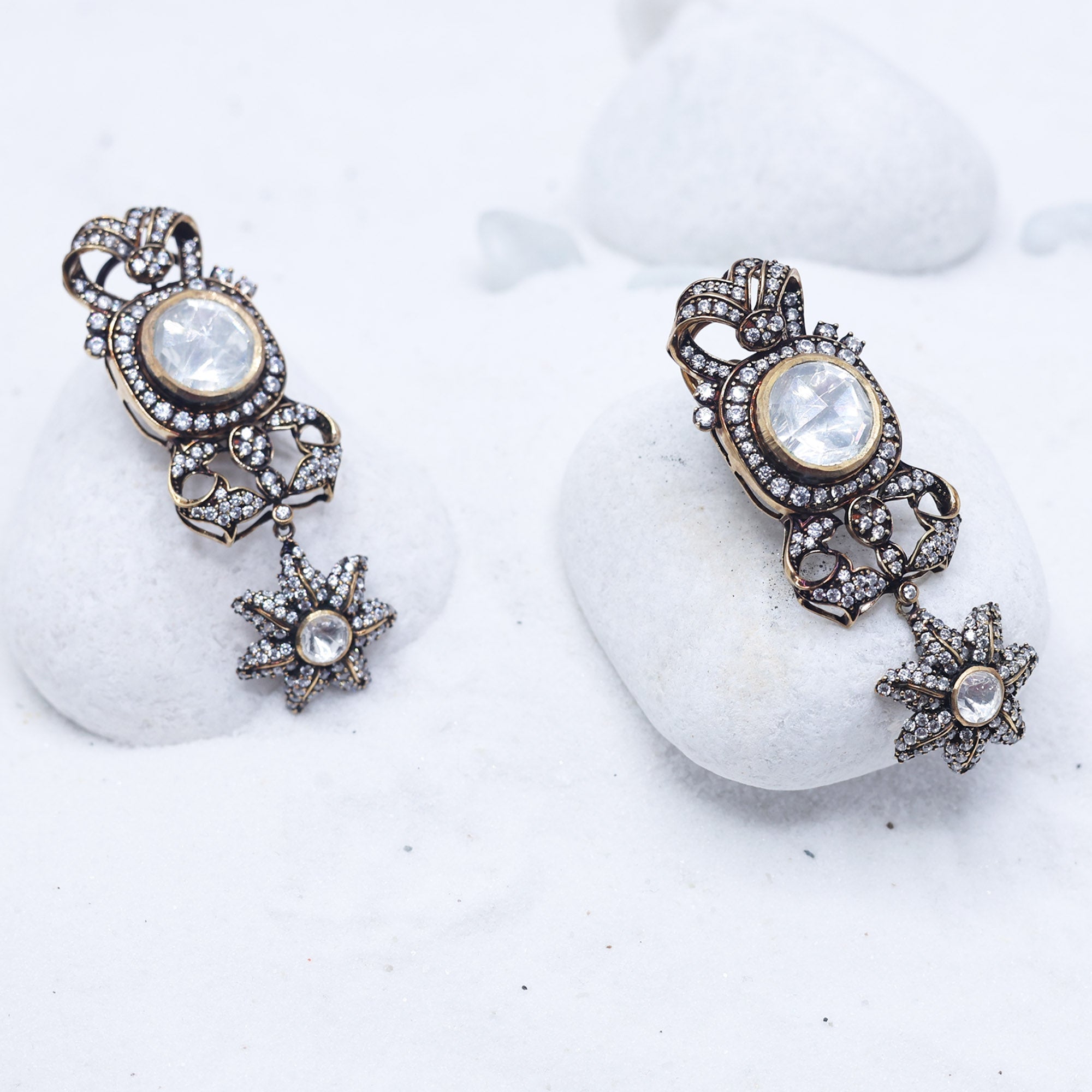 Queen Anarkali Floral Dangler