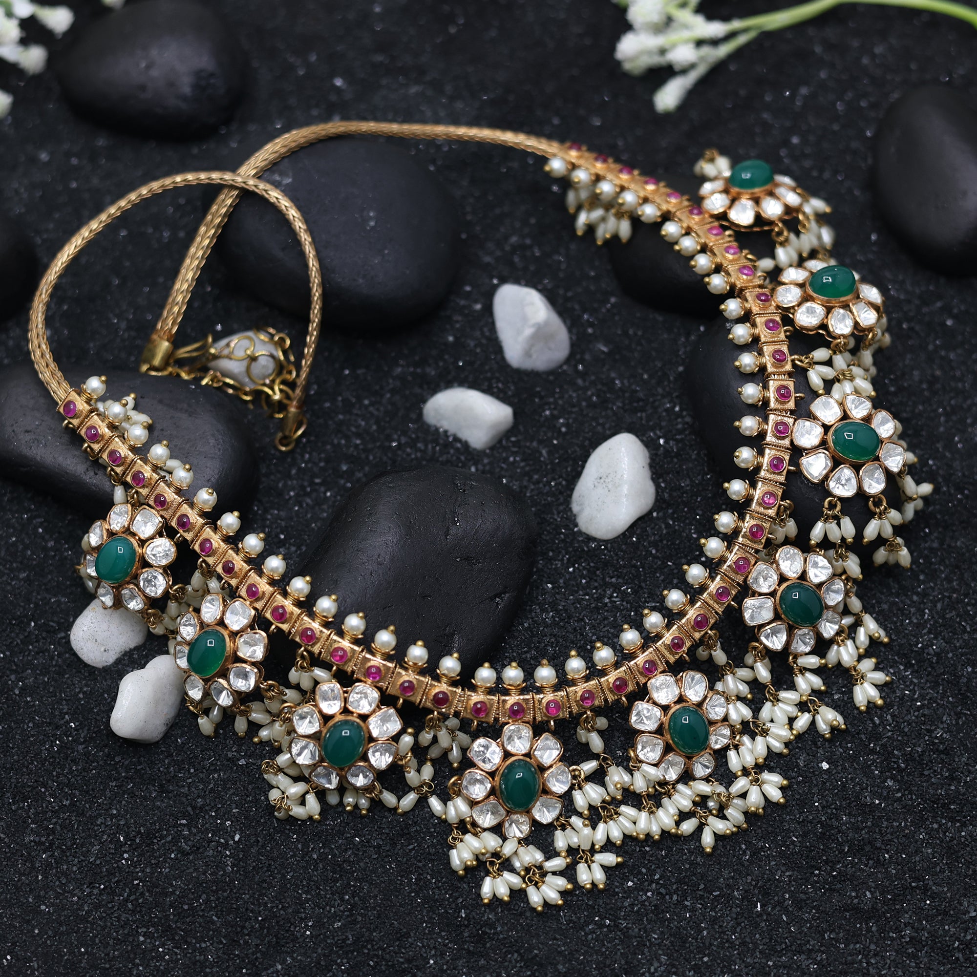 Emerald Guttapusalu Polki Style Necklace