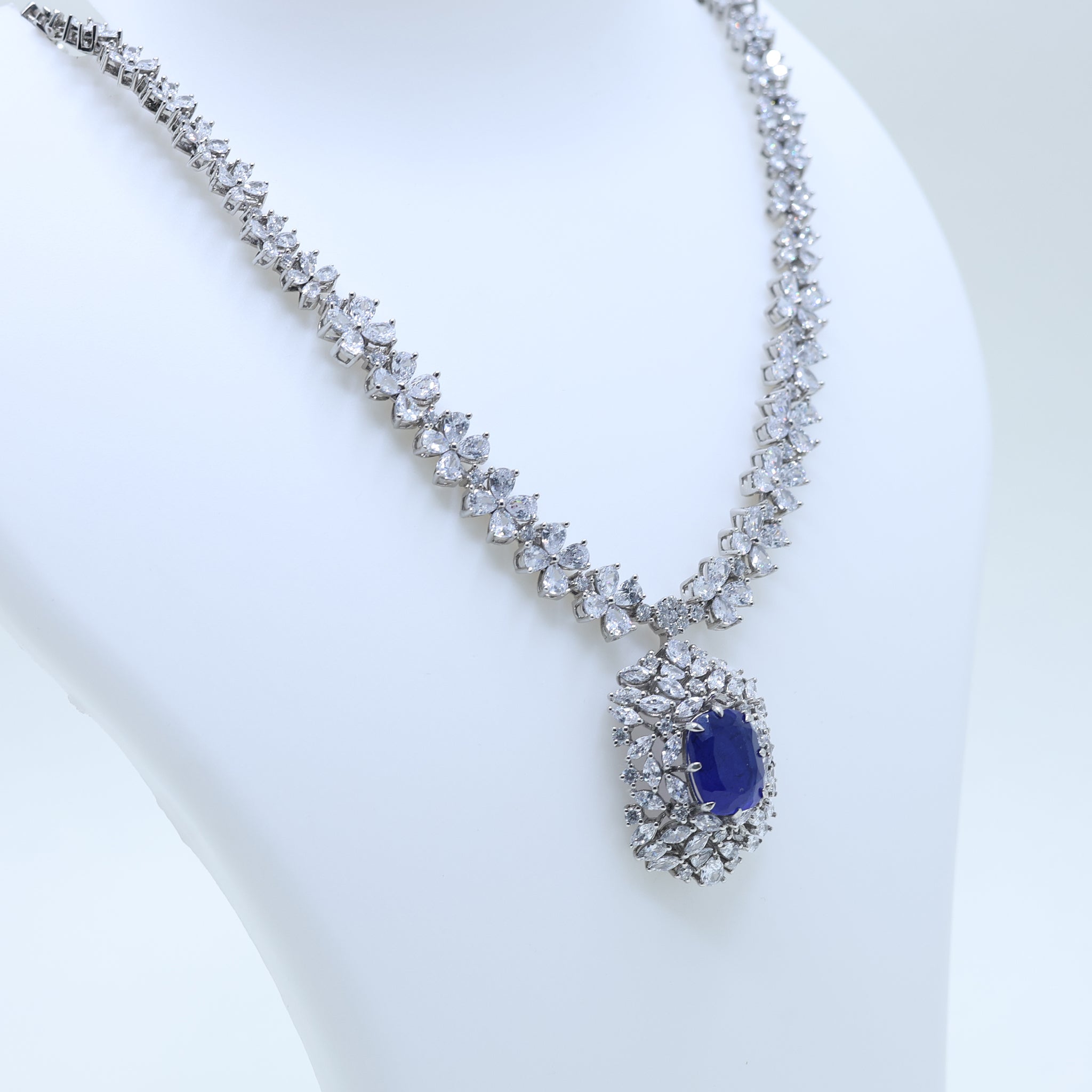 Luxury Sapphire and Diamond Necklace