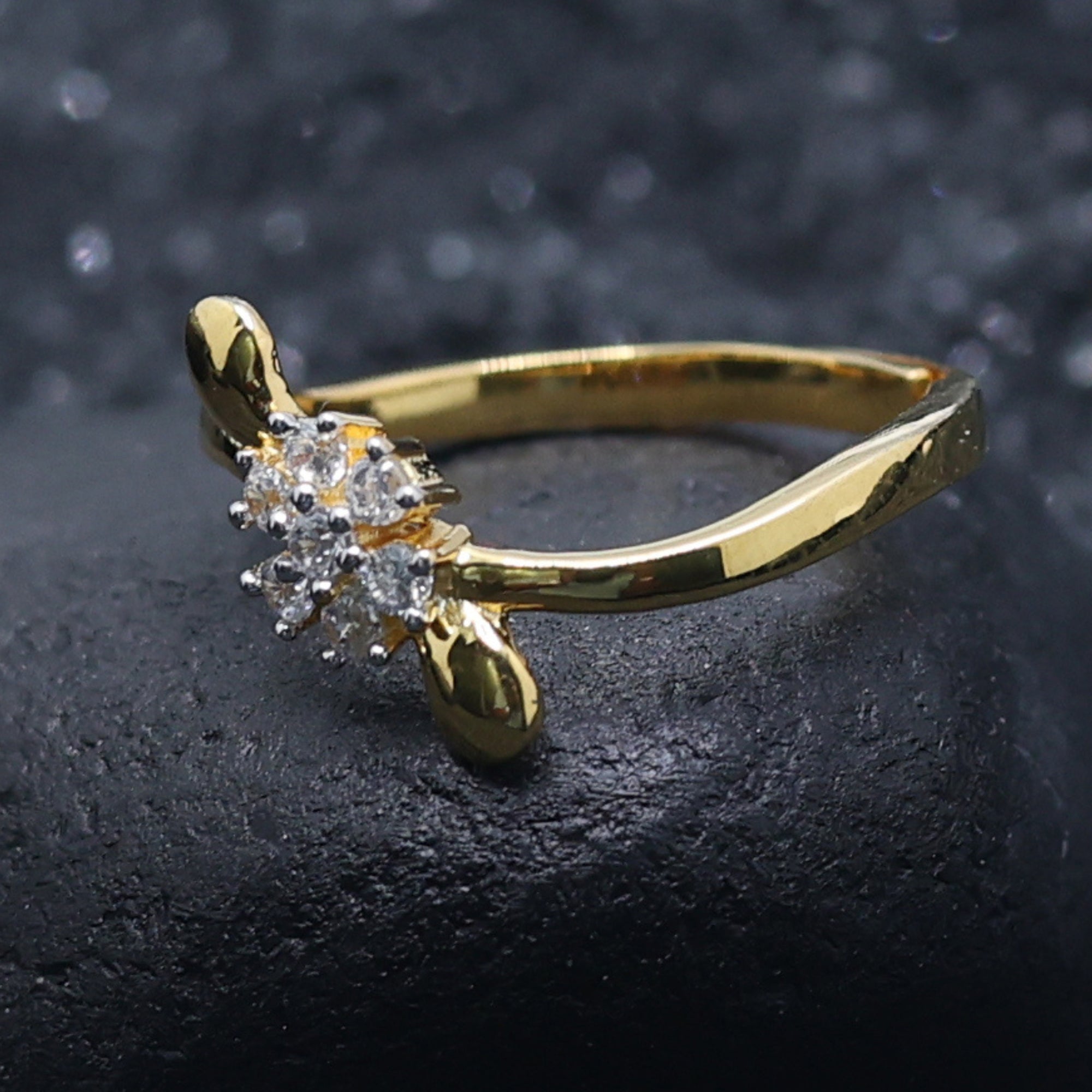 Floral Cluster Ring in Gold Plating