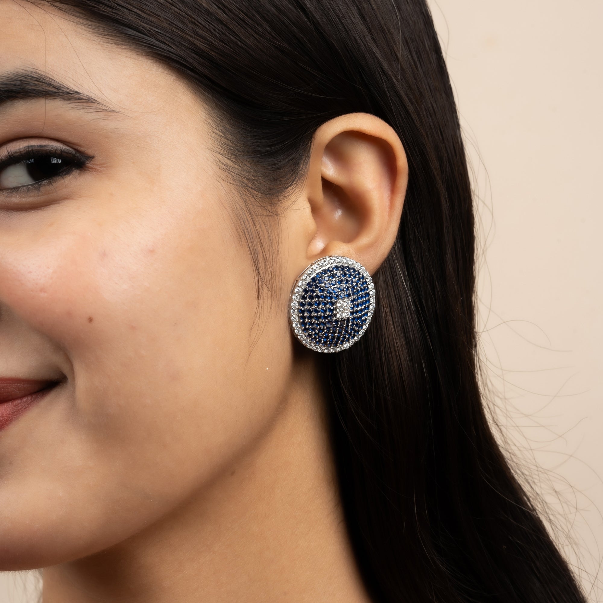 Queen Eleanor Midnight Crest Earrings