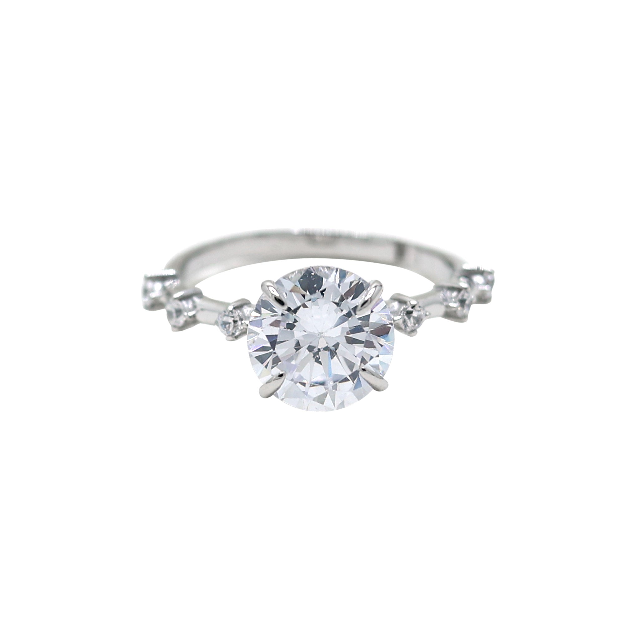 Round Cut Solitaire Ring