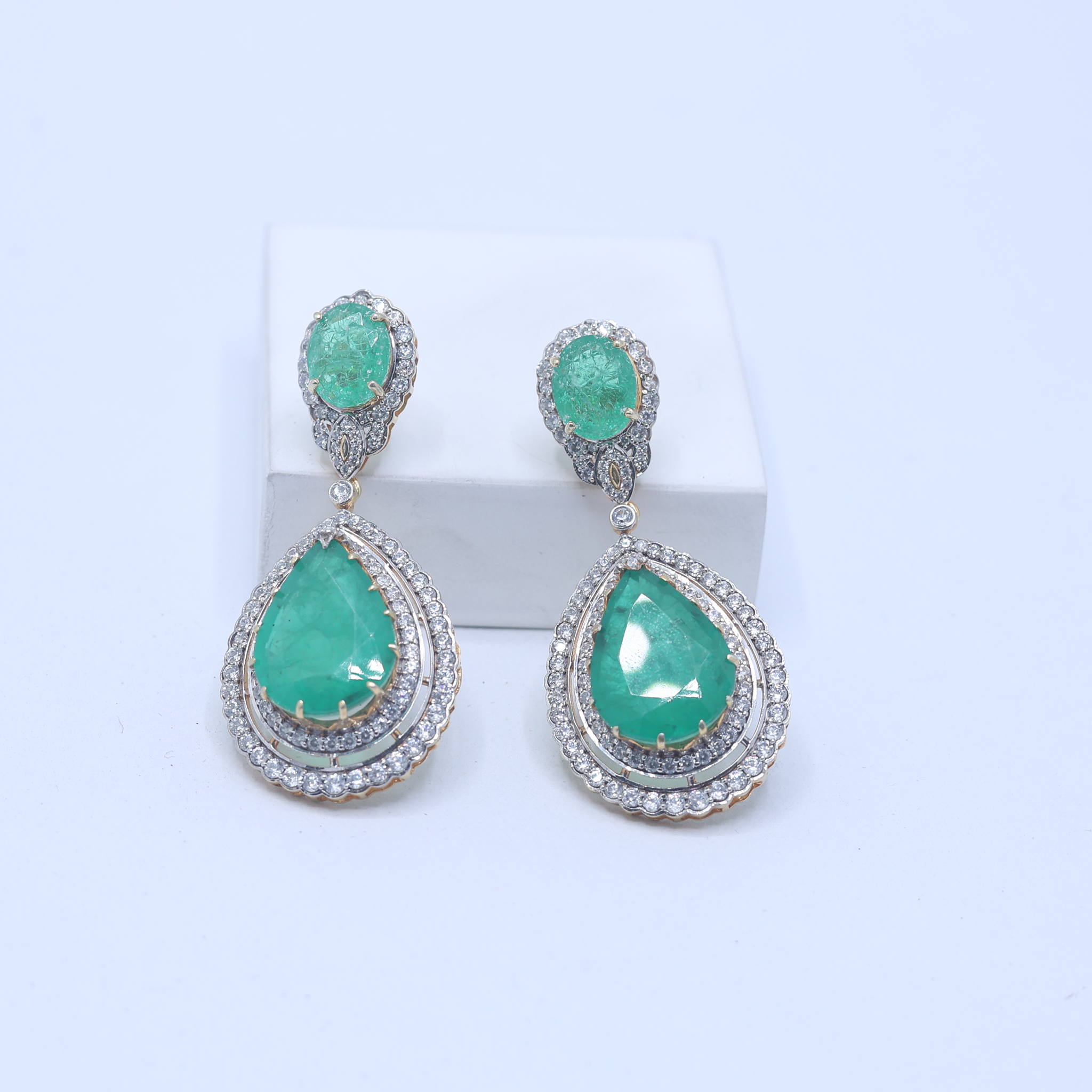 Rajkumari Shakti Regal Glow Earring