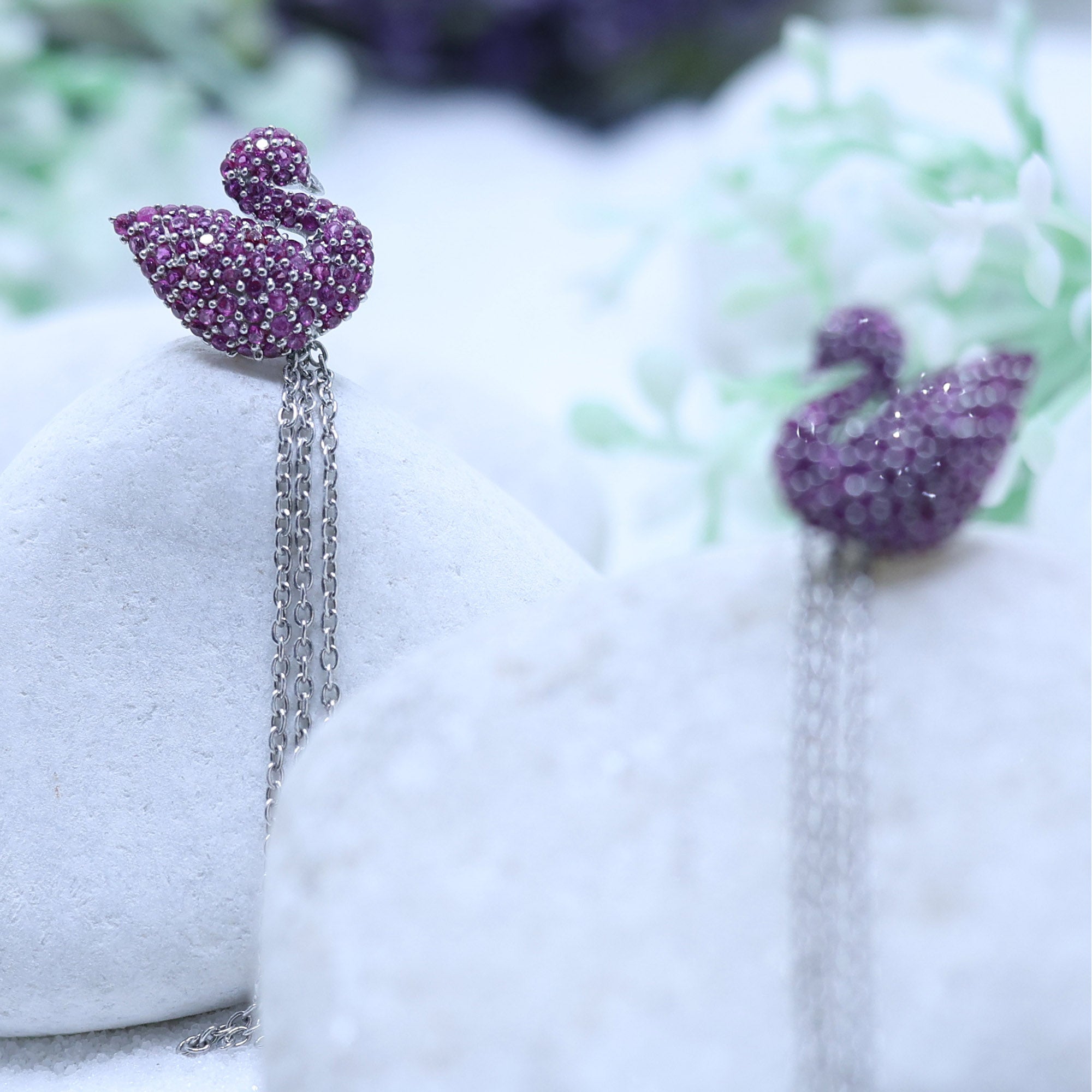 Elegant Swan Dangle Earrings