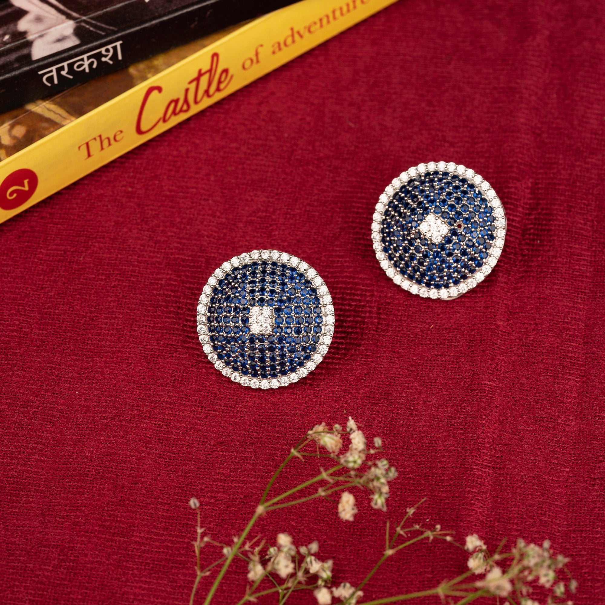 Queen Eleanor Midnight Crest Earrings