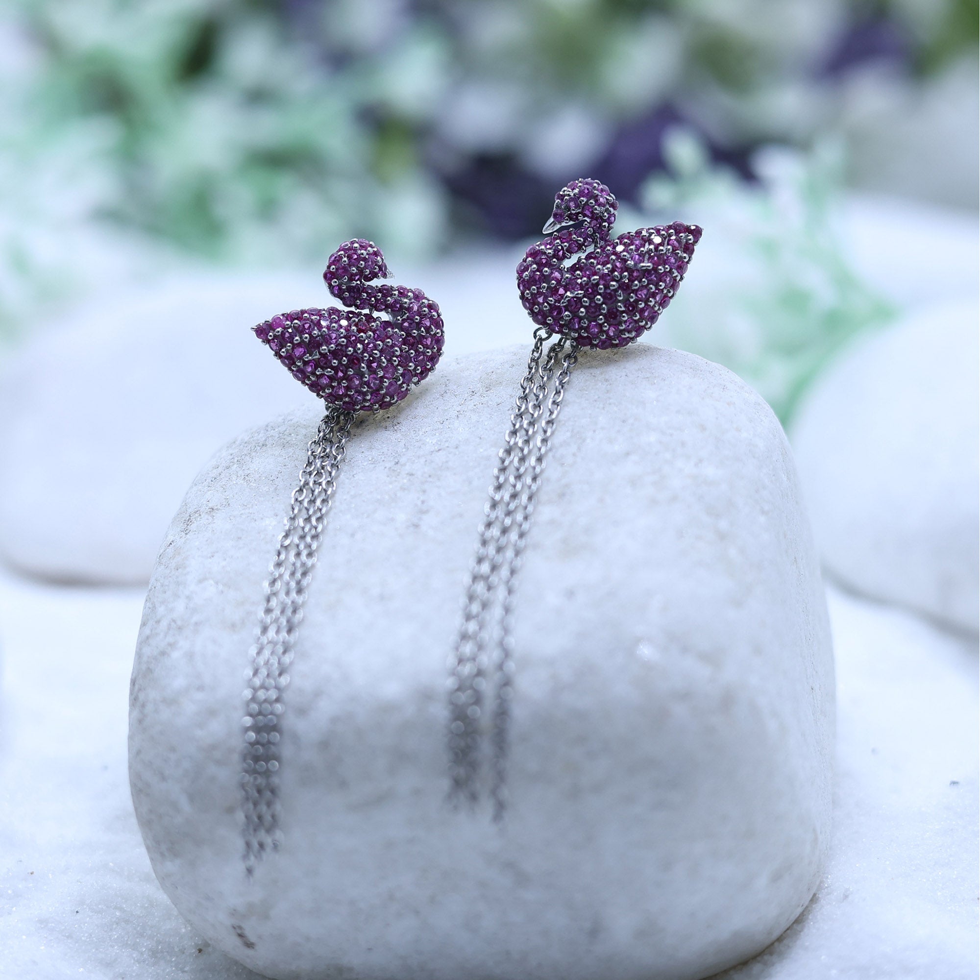 Elegant Swan Dangle Earrings