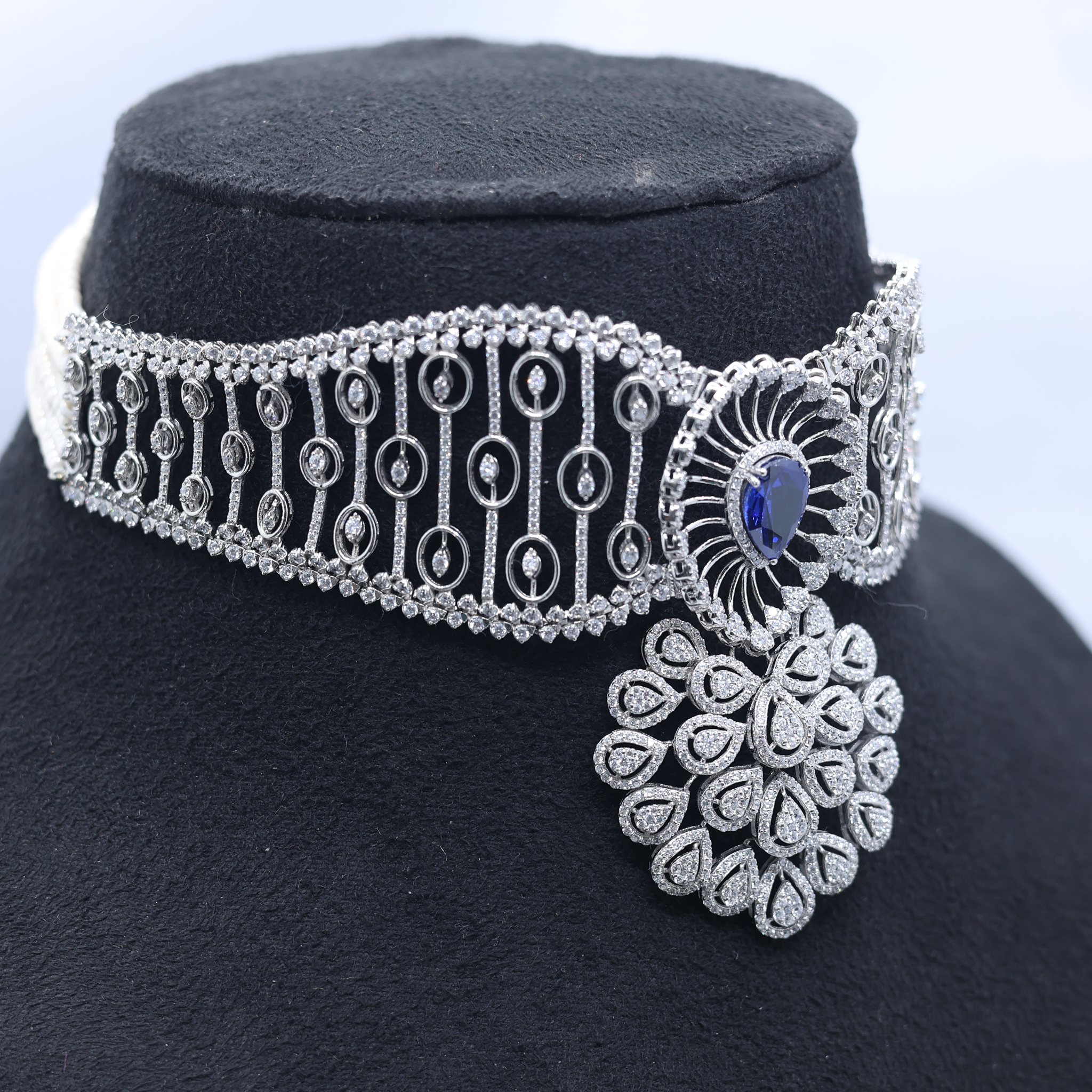 Glamorous Sapphire and Diamond Choker