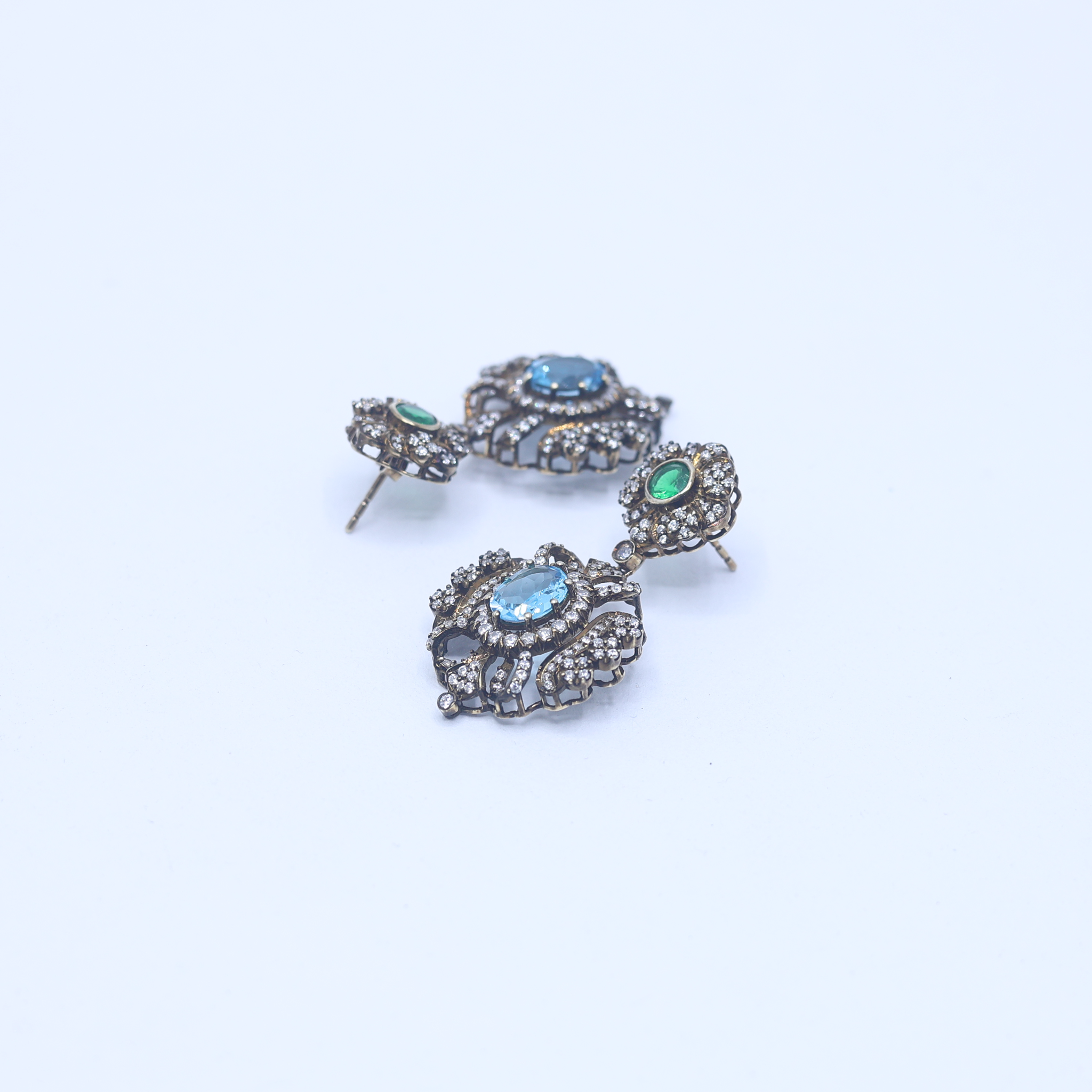 Queen Boudica Flame Dangle Earring