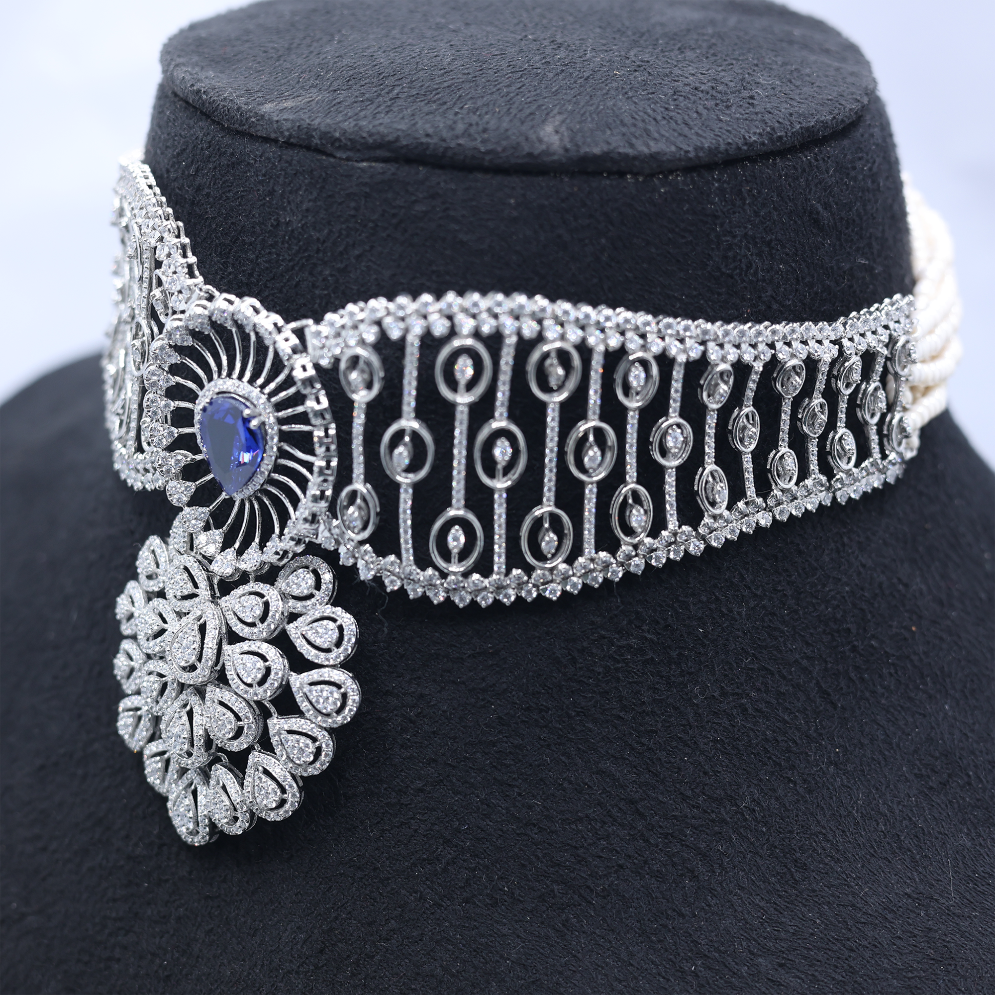 Elegant Sapphire Diamond Wedding Choker
