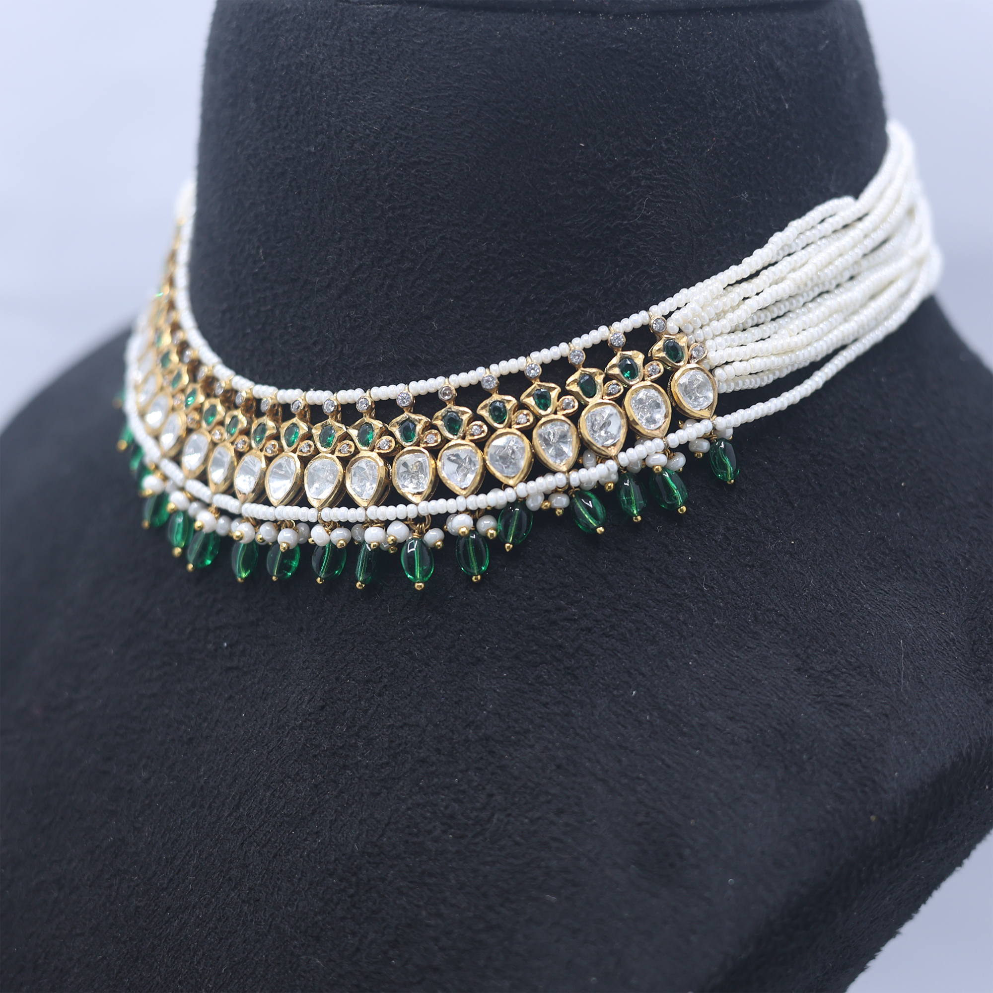 Traditional Polki Emerald Choker Necklace