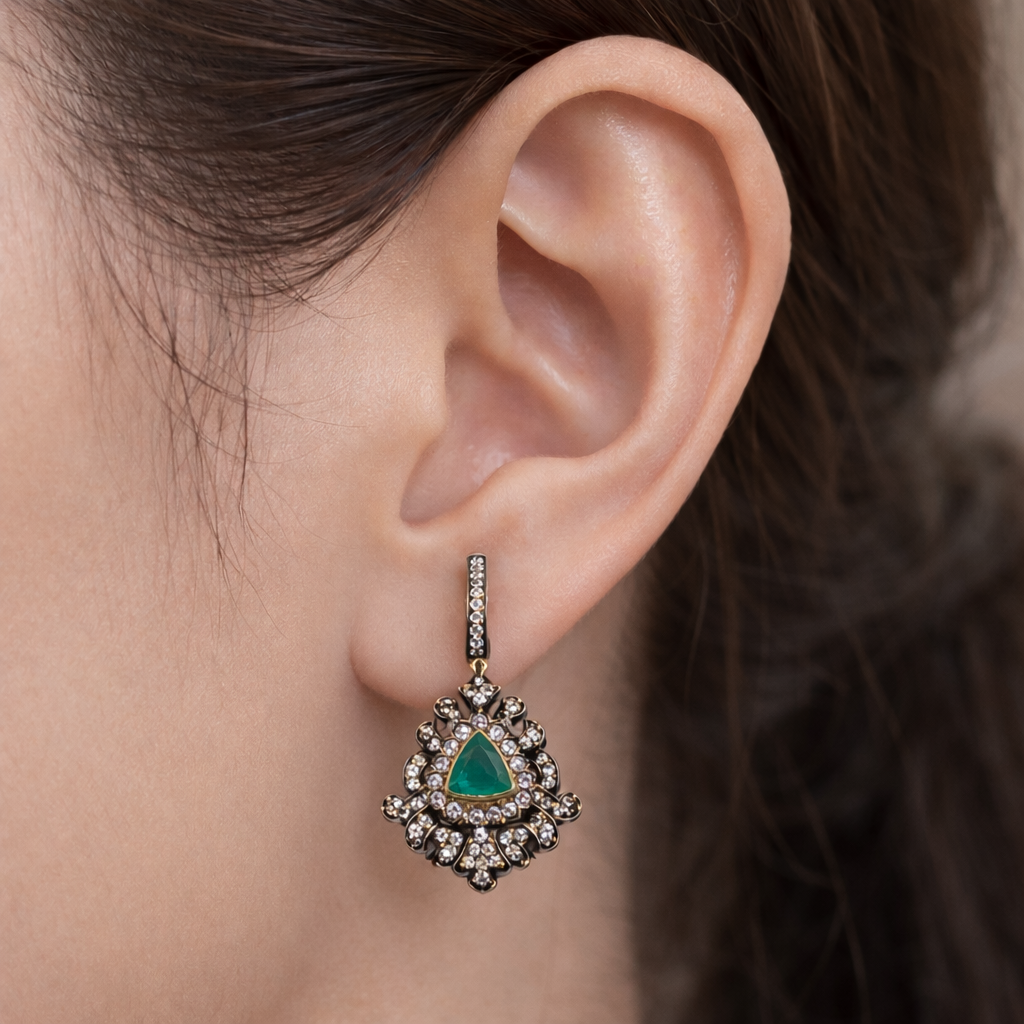 Rani Lakshmi Victorian Dangler