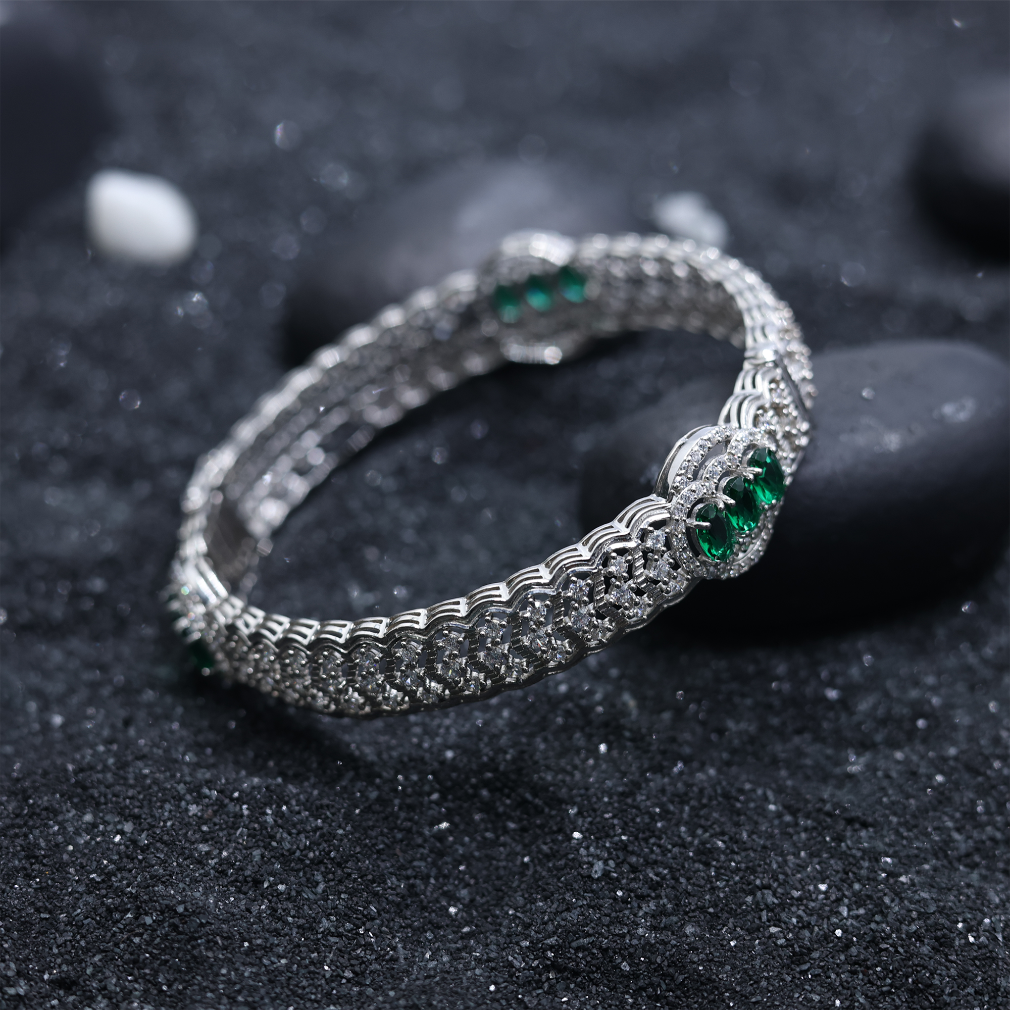 White Gold Paraiba Stone Bracelet