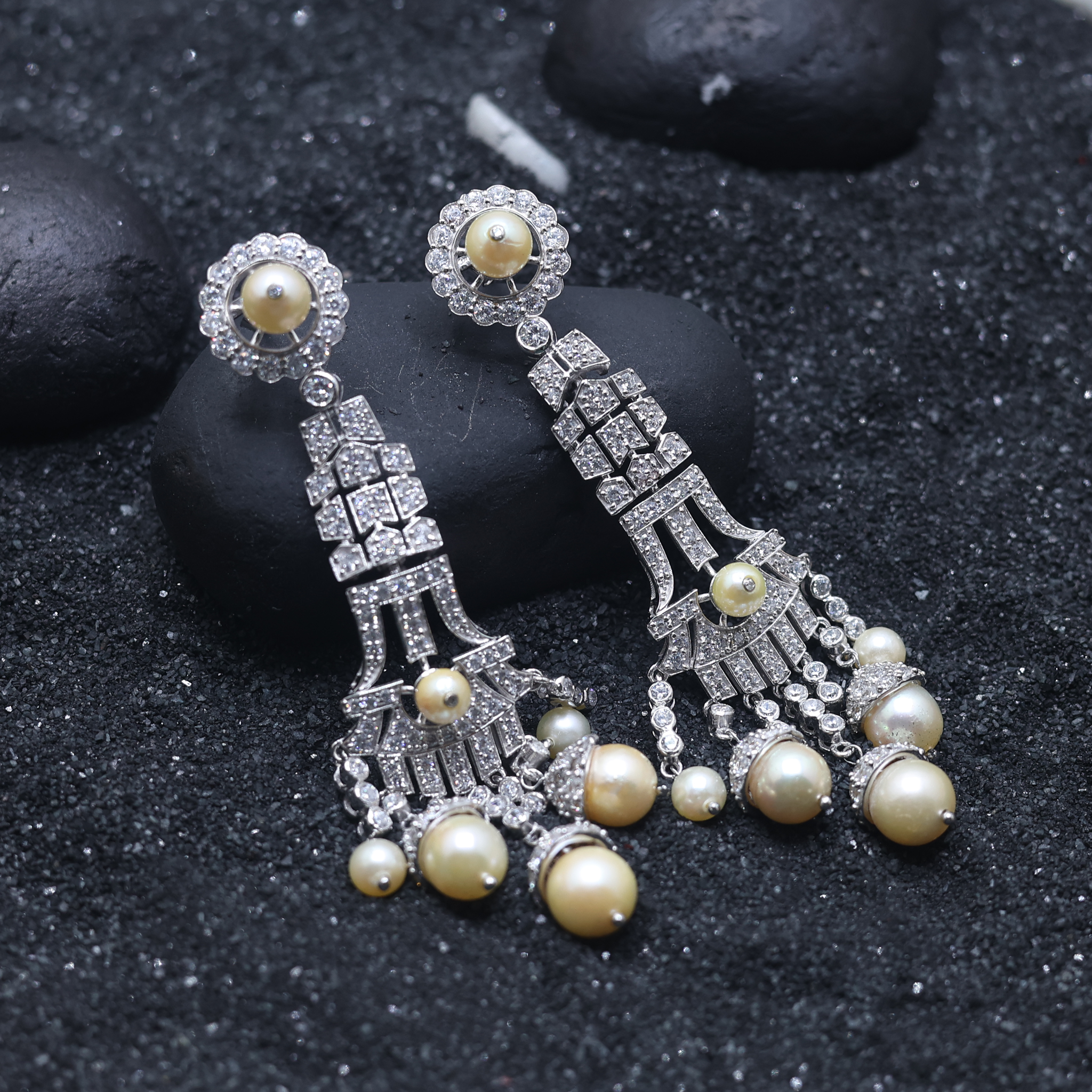 Rani Udaymati Grace Dangler Earring