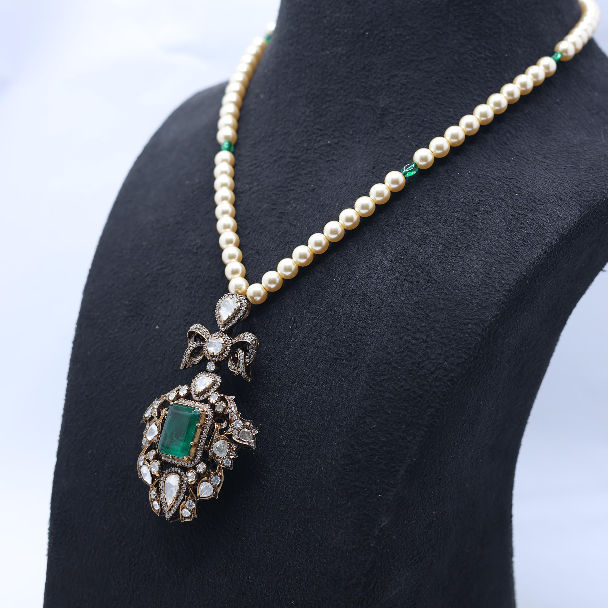 Antique Gold Plated Emerald Polki Necklace