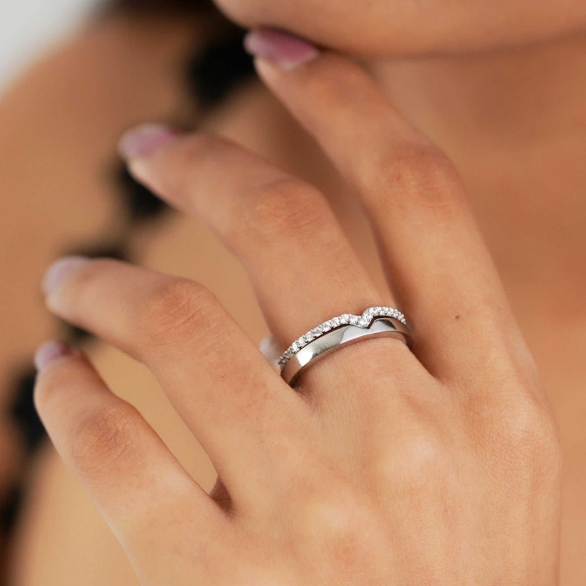 V Shaped Couple Band Ring