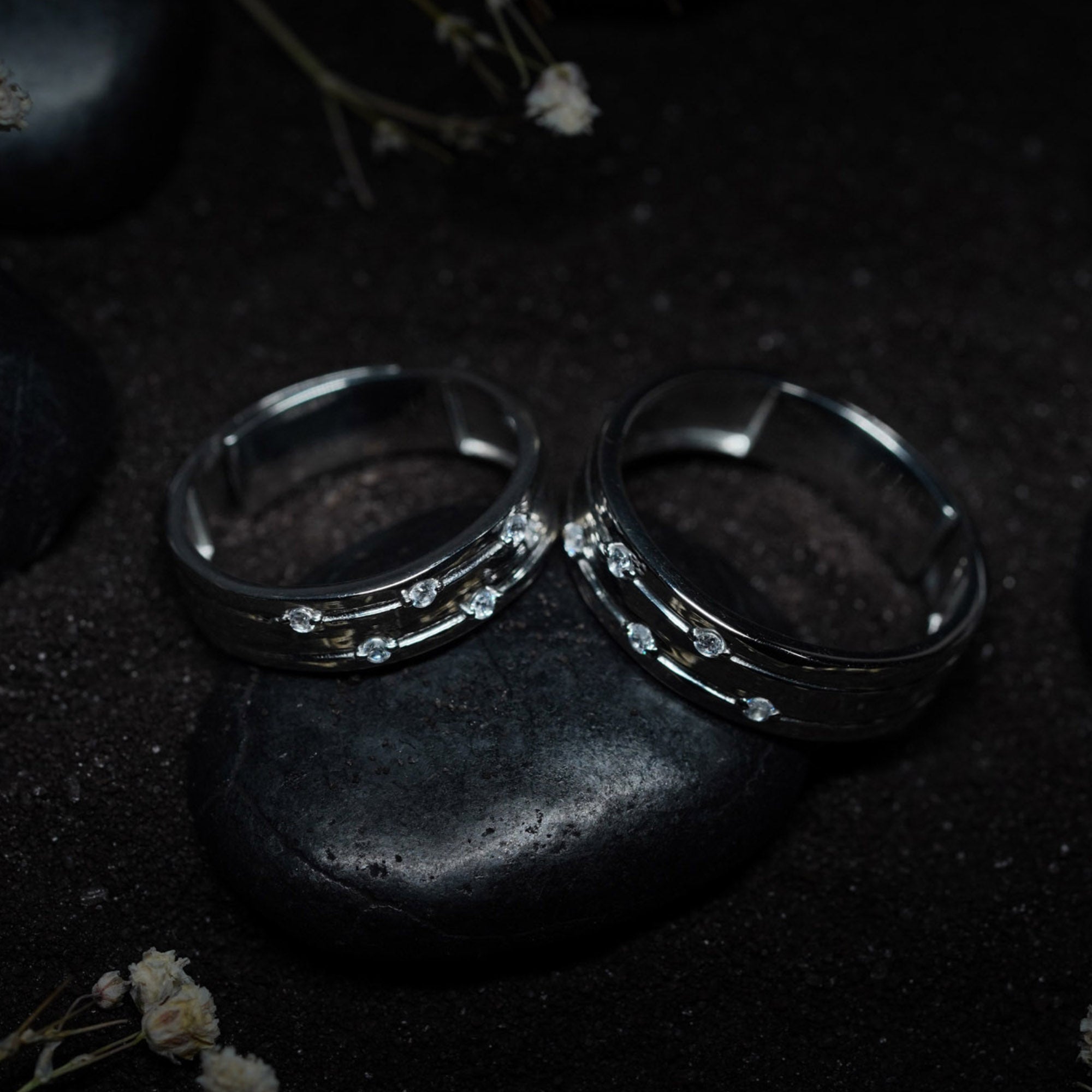 Modern Couple Diamond Band