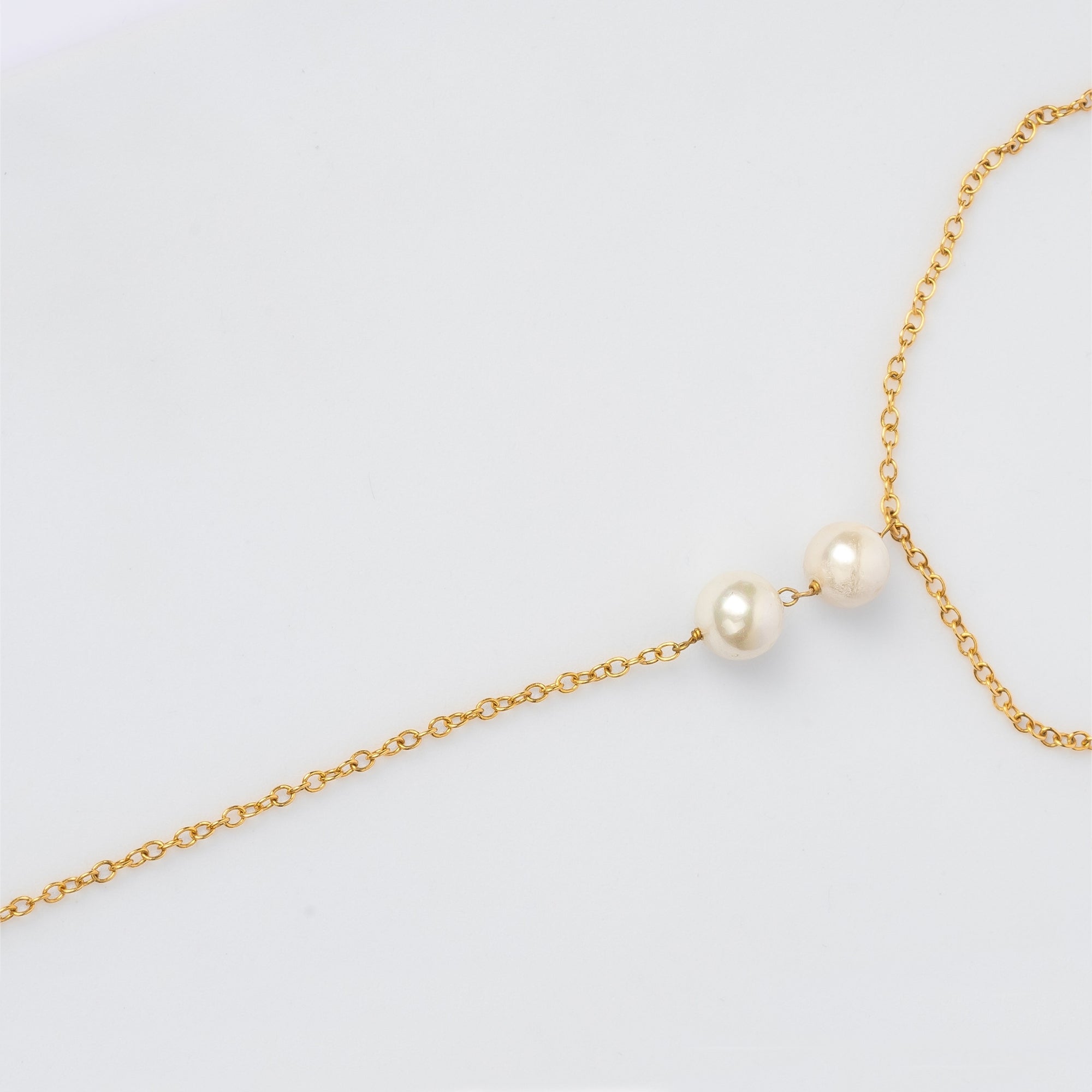 Pearl Finger Bracelet