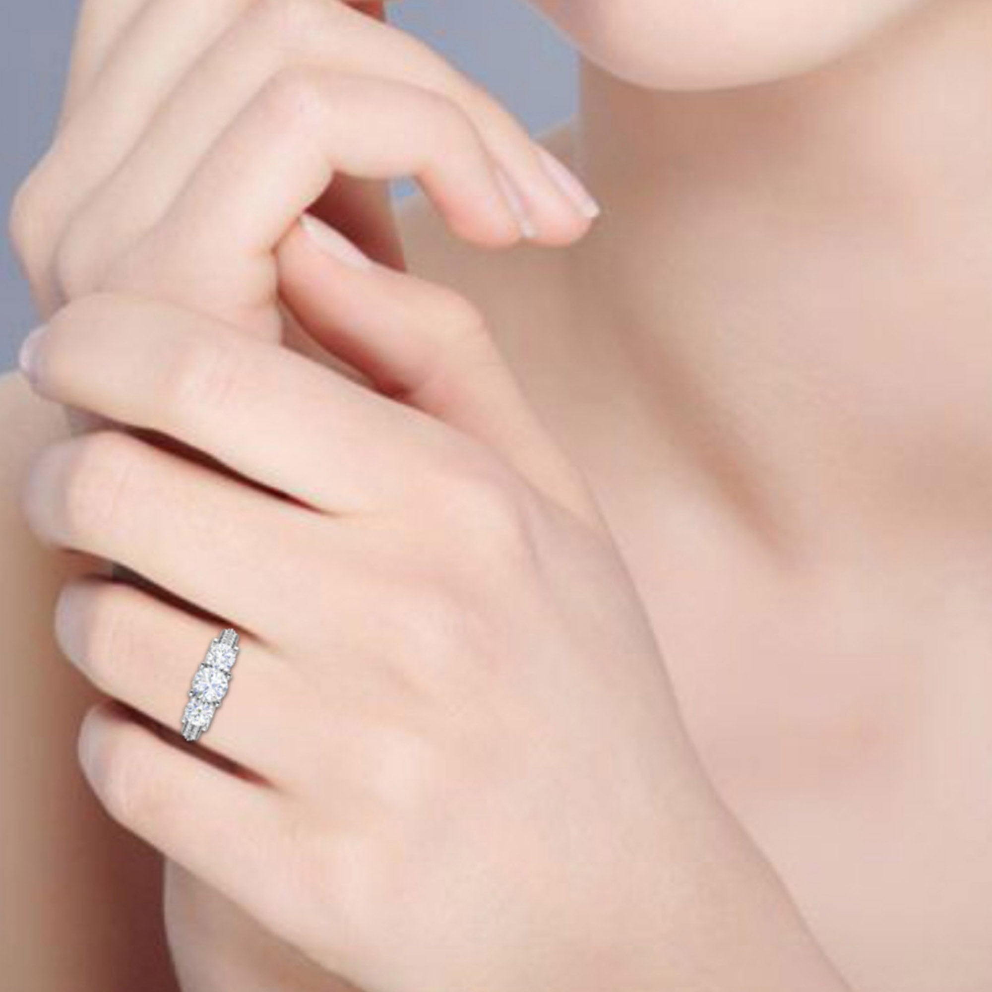 Stunning Three Stone Silver Ring